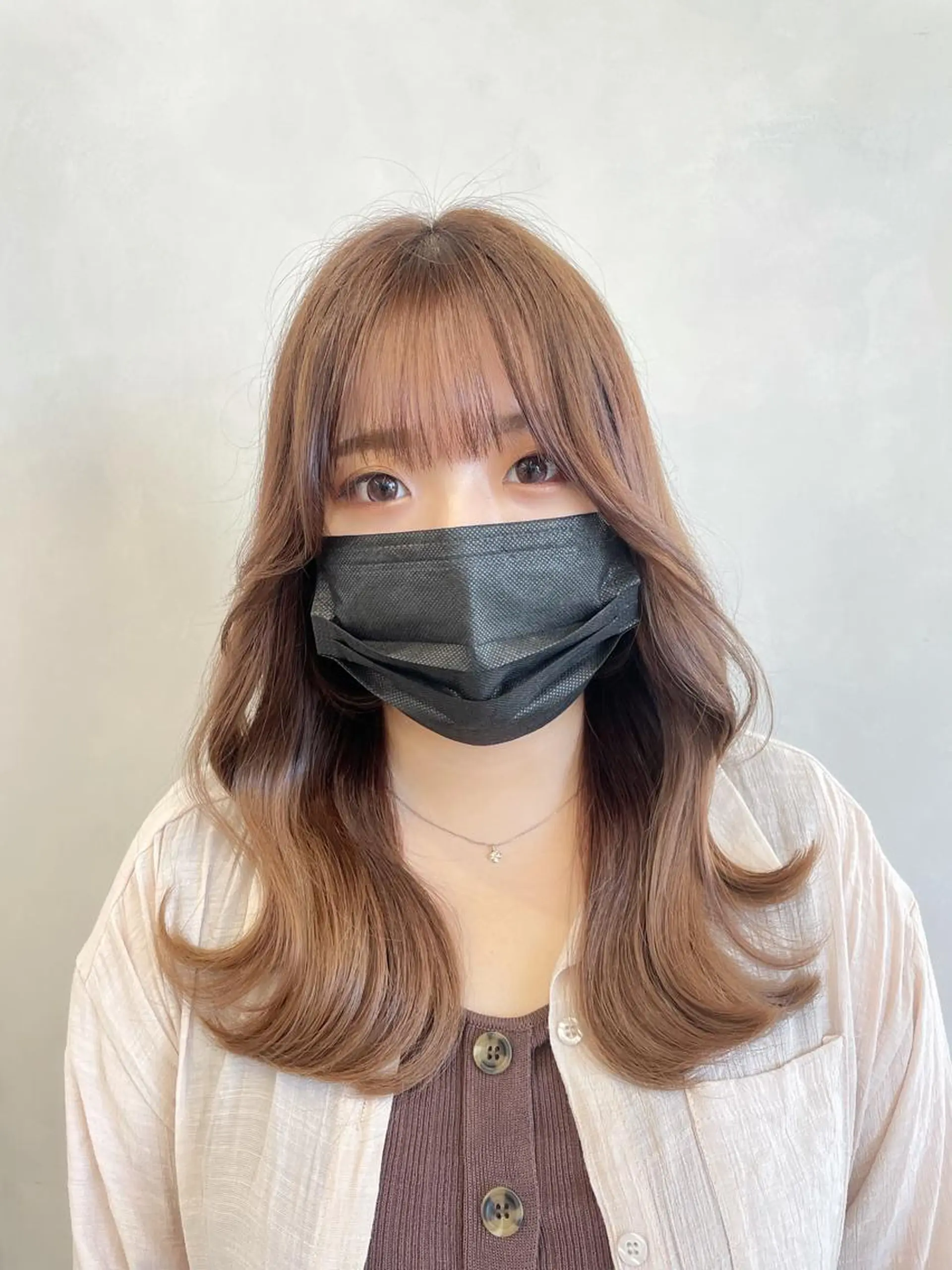 ロング 韓国風ヘア レイヤーカット ❤︎︎韓国ヘア❤︎︎ 𝑺𝒉𝒊𝒉𝒐のヘアスタイル