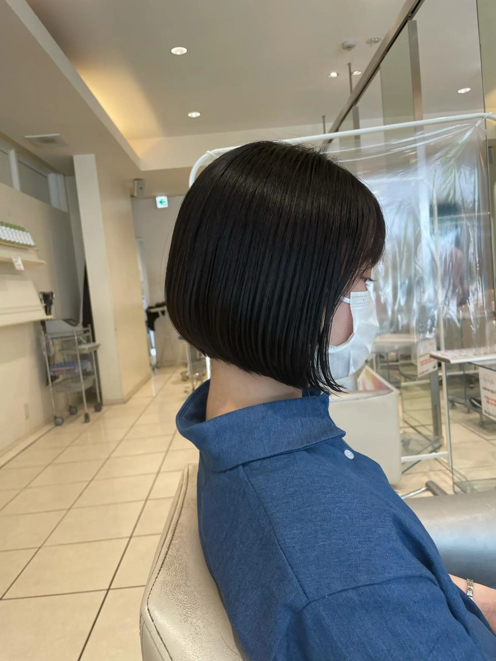 ショート カット MODEks eau 佐藤優志のヘアスタイル