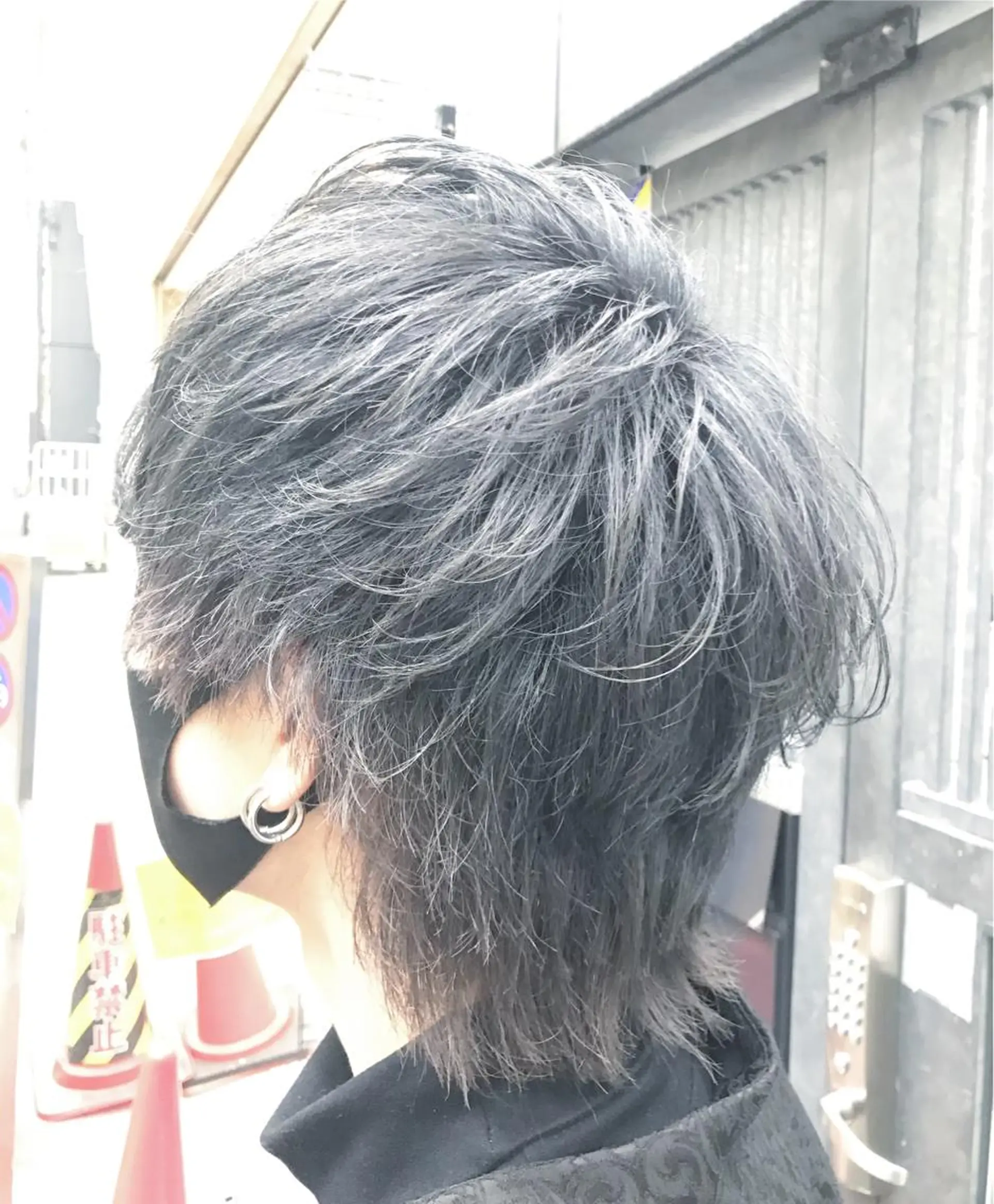 ショート カラー メンズ メンズウルフカット グレージュ ウルフカット レイヤー＆ブリーチ 職人✂︎藤澤一成😊のヘアスタイル