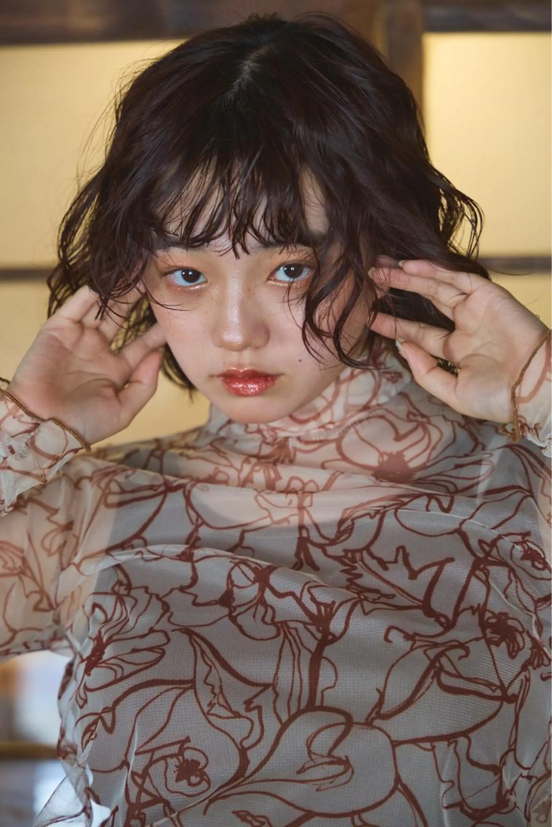 ミディアム パーマ レイヤーパーマ、ボブ 小須田ゆあのヘアスタイル