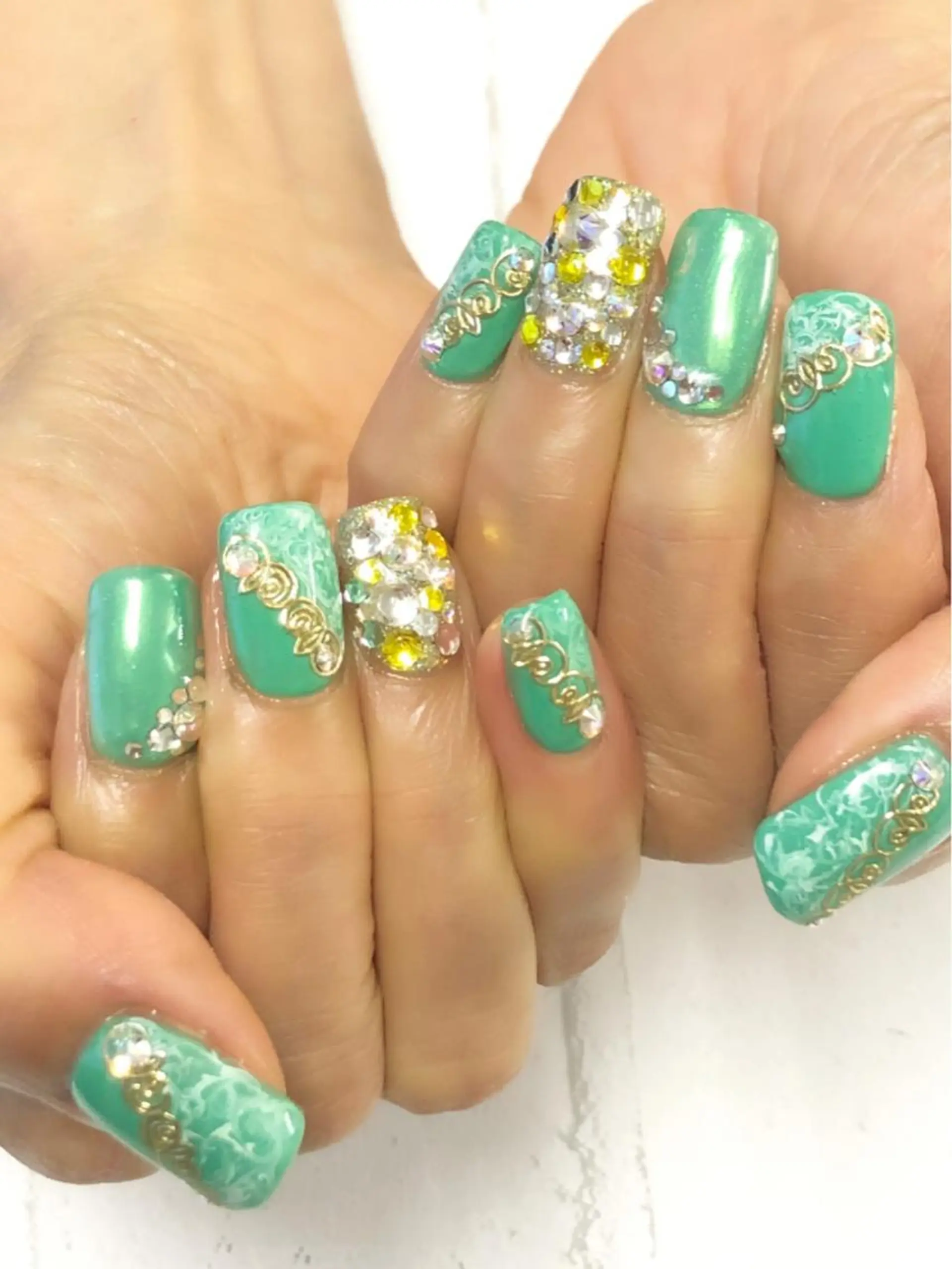カラー ネイル ジェルネイル KIREIE NAILSのネイルデザイン