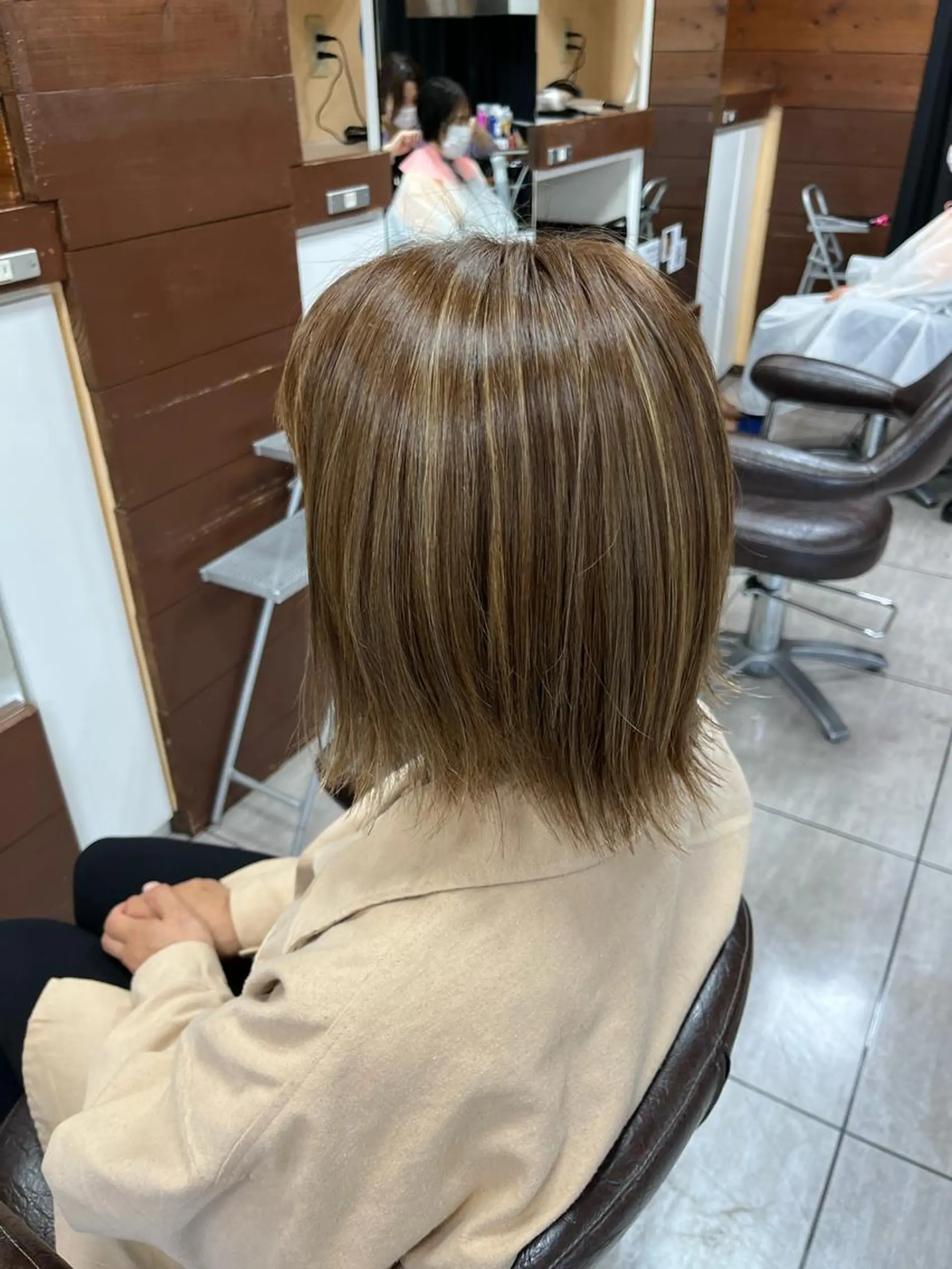 カラー カット ヘアカラー トリートメント ヘッドスパ インナー×縮毛矯正 ピンクカラー澤井里菜のヘアスタイル