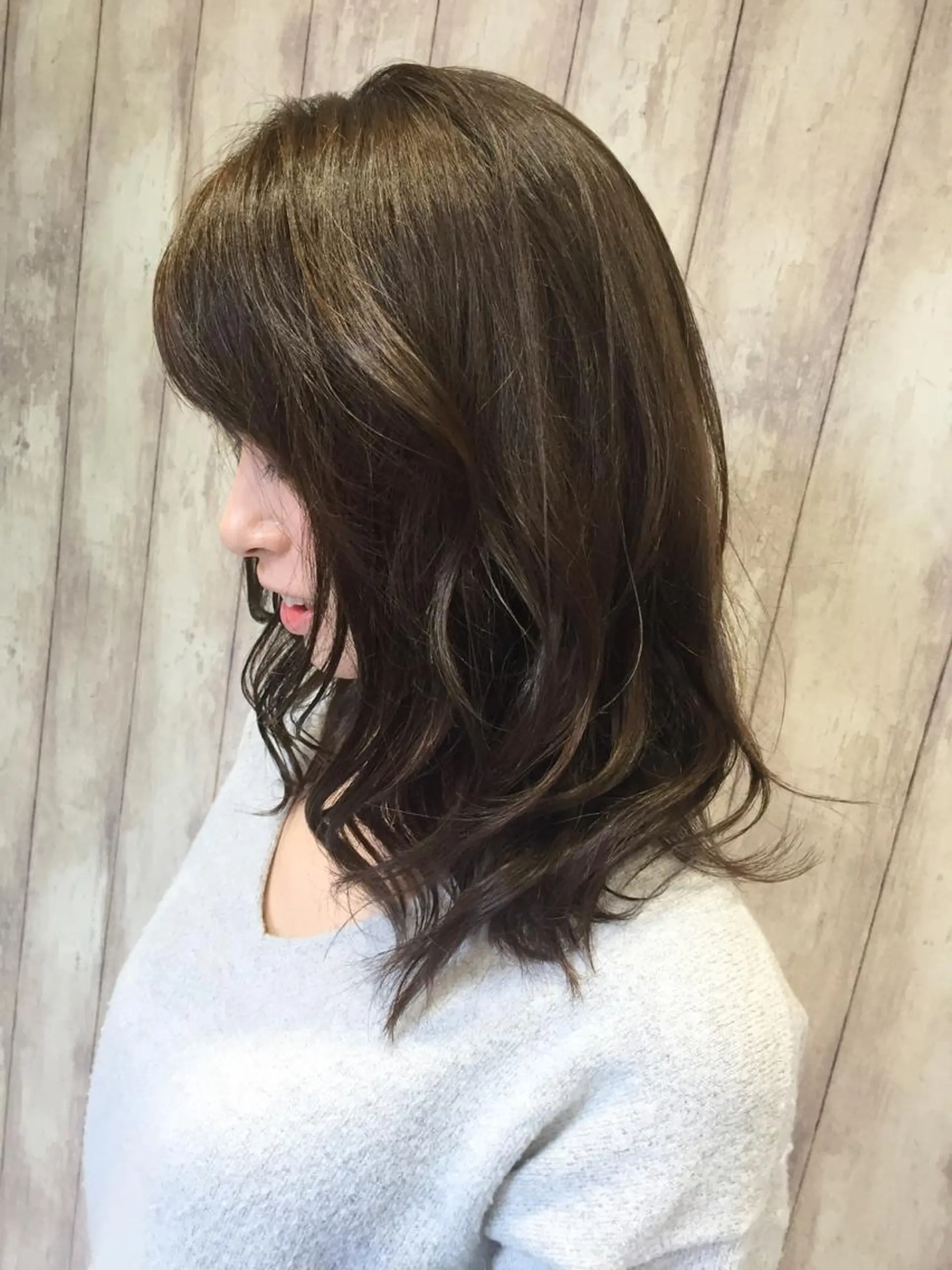 セミロング カラー パーマ アッシュ ダークアッシュ 韓国ヘア✨グレージュ カラーasamiのヘアスタイル