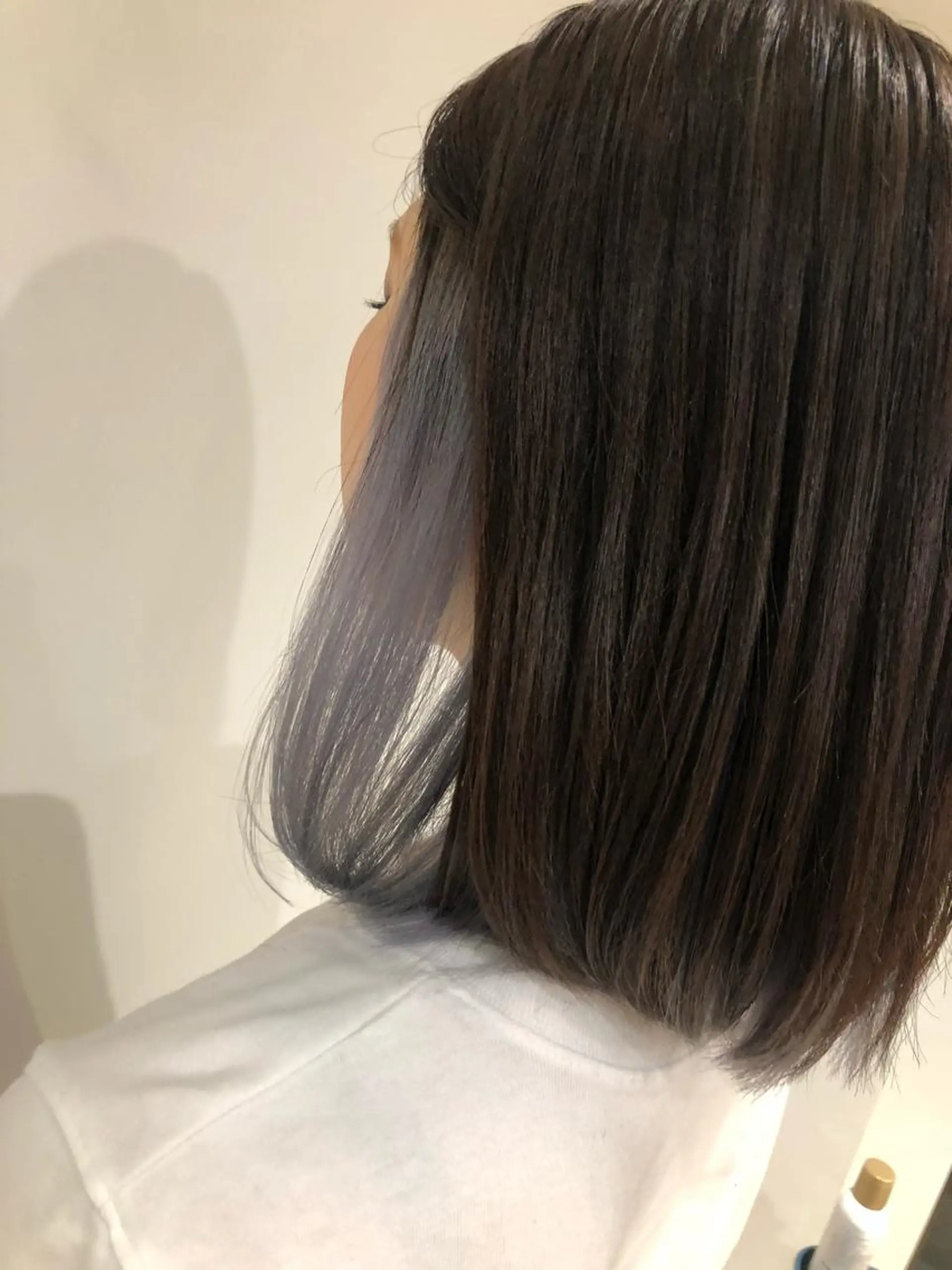 ショート カラー ブリーチ ブルーカラー シルバー カット ヘアカラー トリートメント scene.池袋所属・scene. haraのヘアスタイル