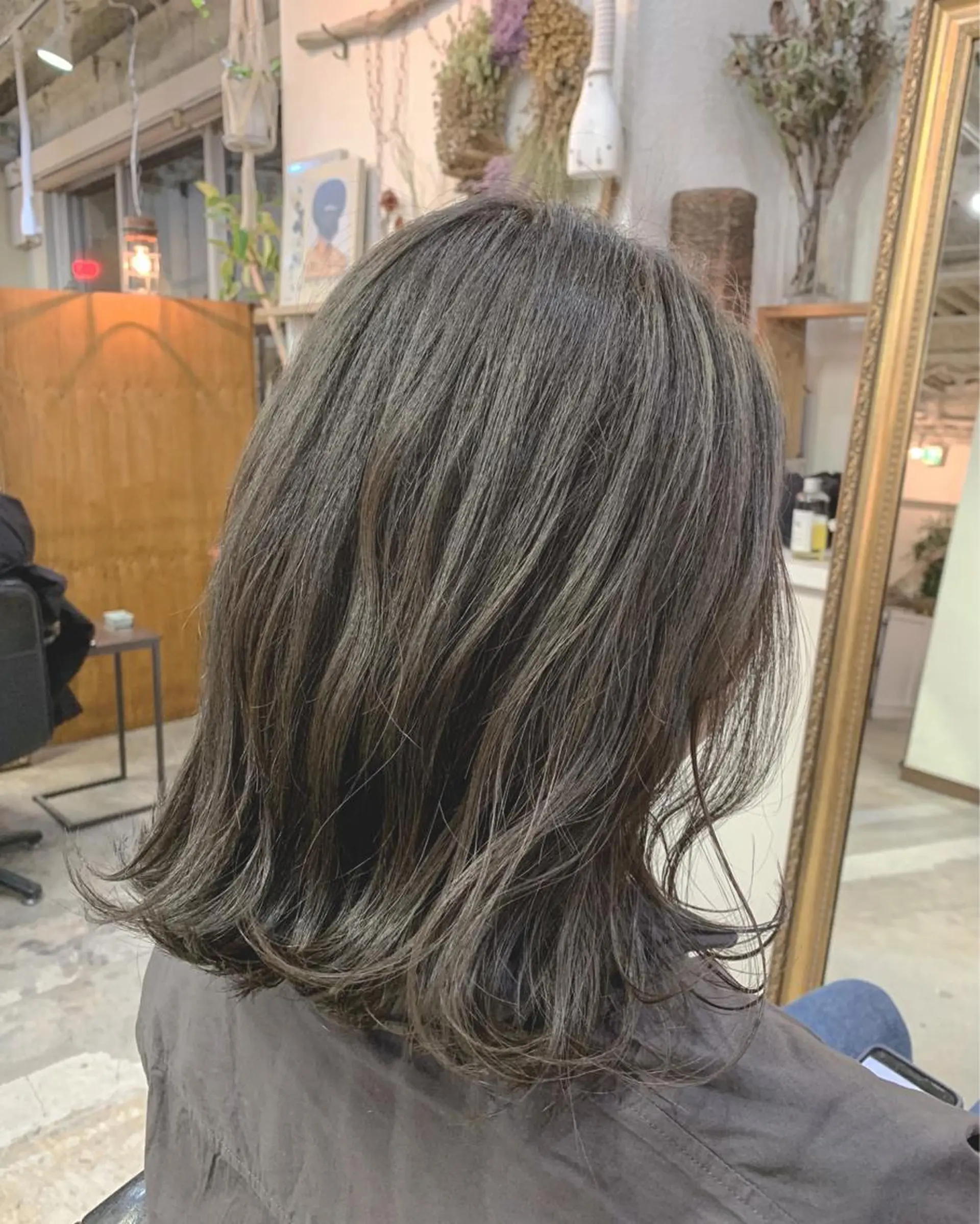 ミディアム カラー LEB所属・下河 宗太のヘアスタイル