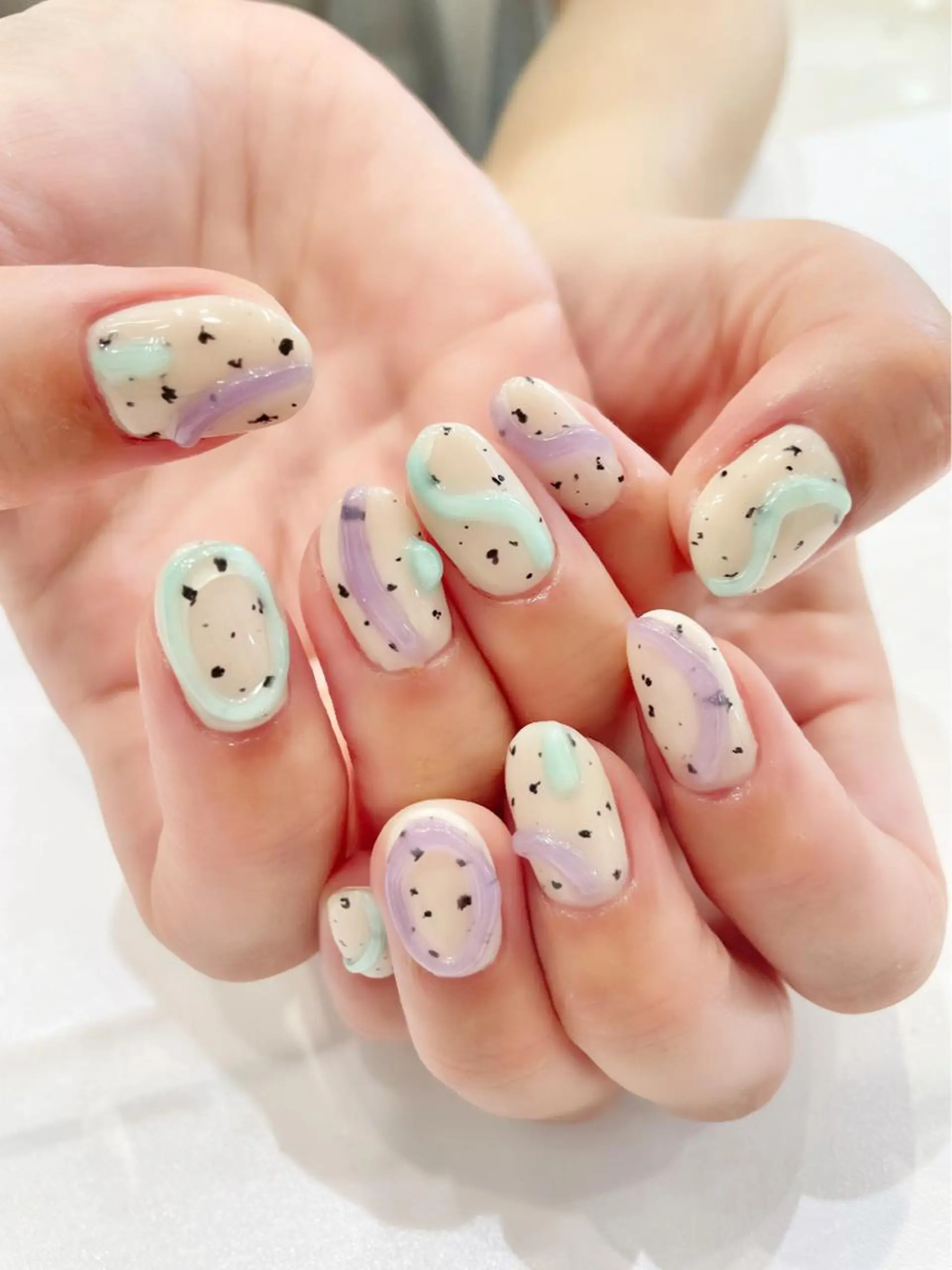 ネイル ハンドネイル Ash関内ネイリスト 荒木晴香のネイルデザイン