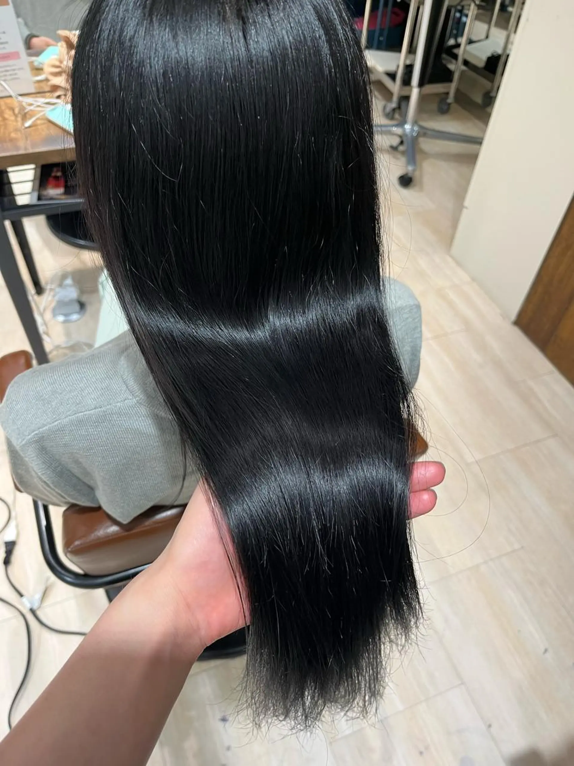 ロング レイヤーカット🫧艶 カラー/LILICAのヘアスタイル
