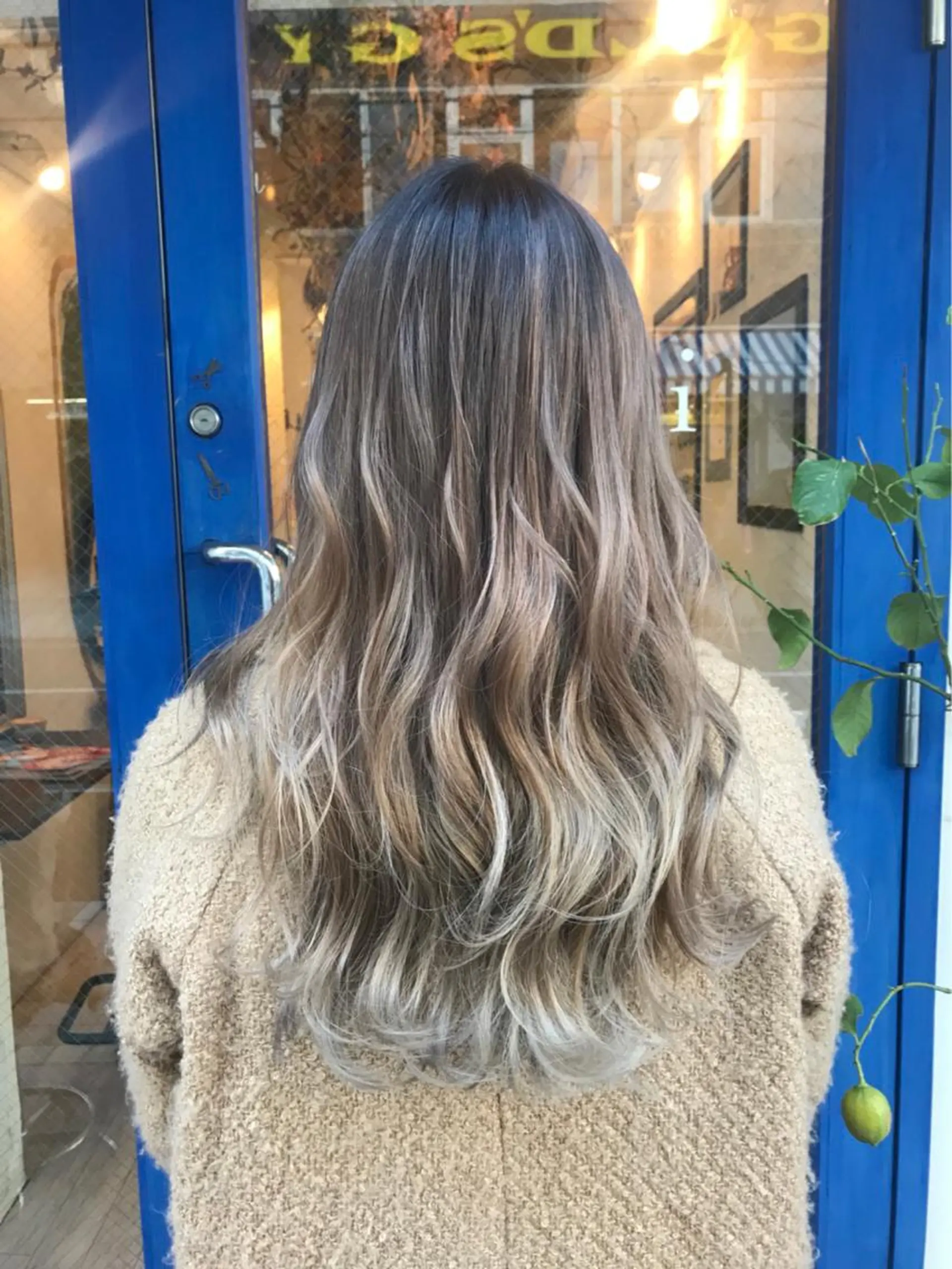 ロング カラー バレイヤージュ レイヤーカット 髪の悩みを解決！ 那須達敦のヘアスタイル