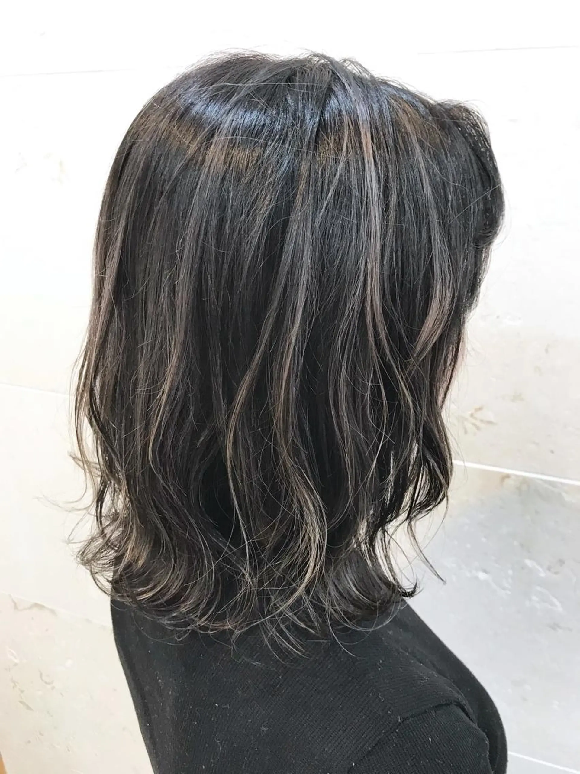 ミディアム カラー ハイライトカラー ハイライト 平尾 拓也のヘアスタイル