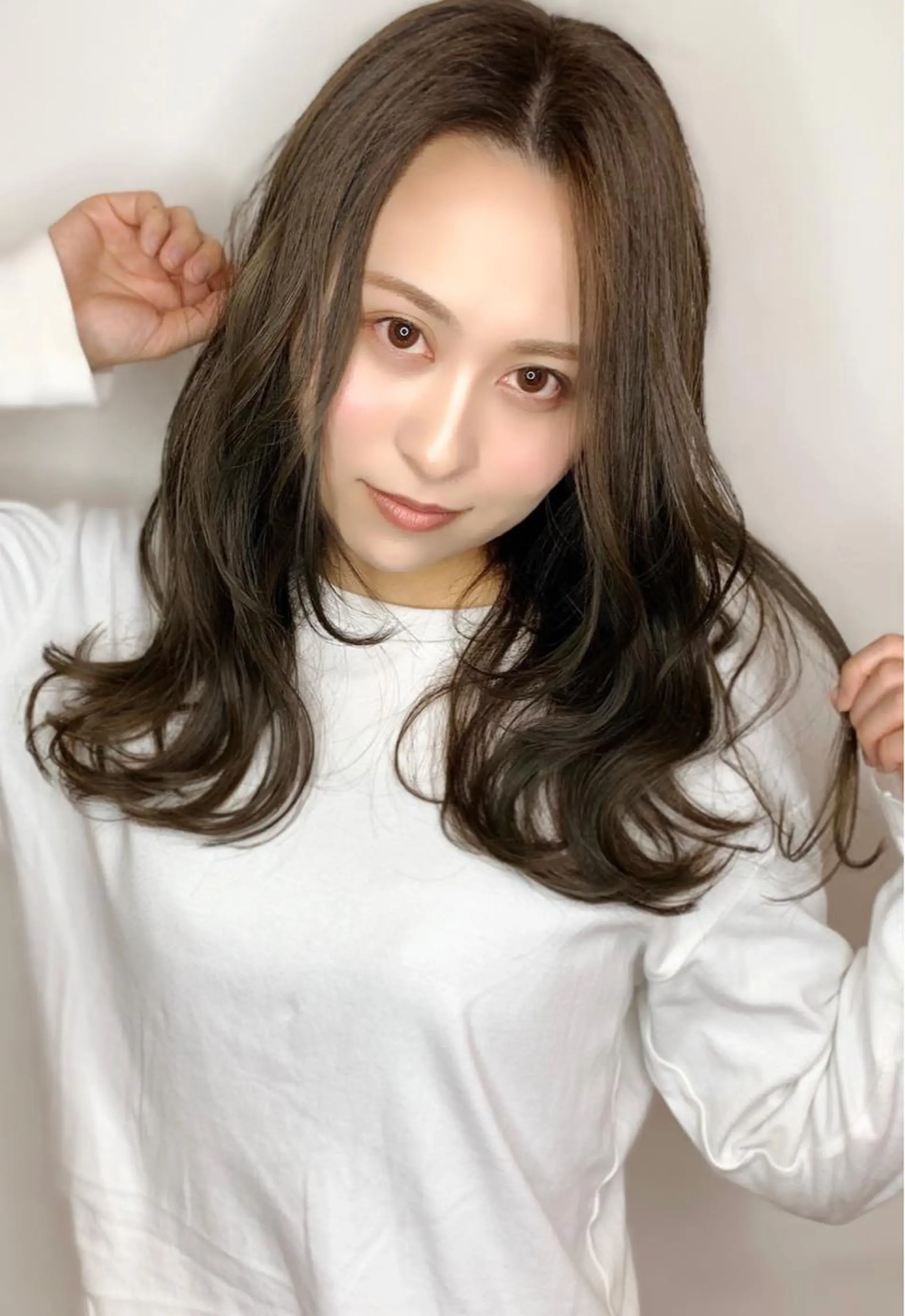 セミロング カット ヘアカラー トリートメント 🤍デザインカラー 特化🤍HIROのヘアスタイル