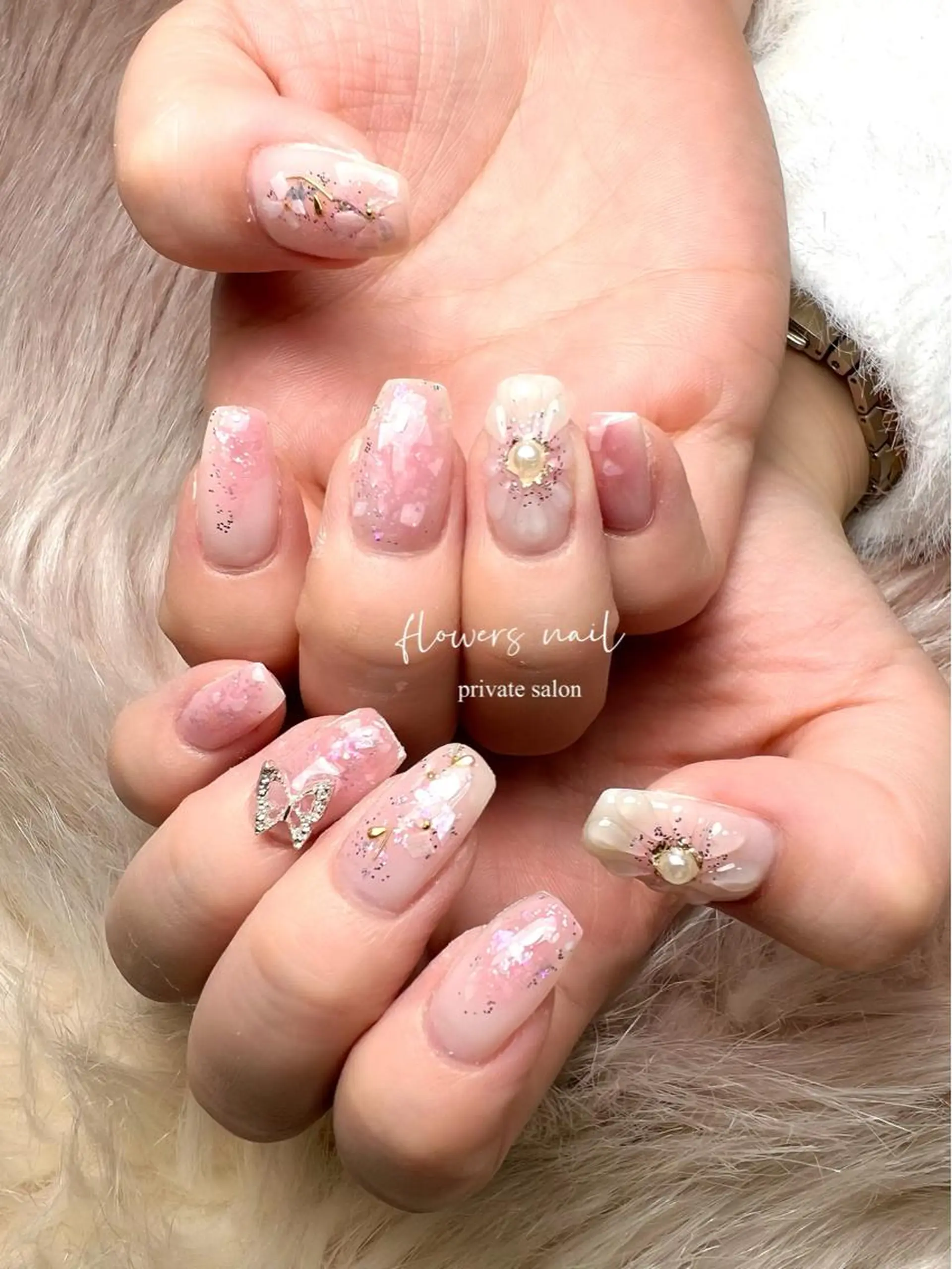ネイル 桜ネイル ジェルネイル 持ち込み ニュアンスネイル パラジェル flowers nailのネイルデザイン