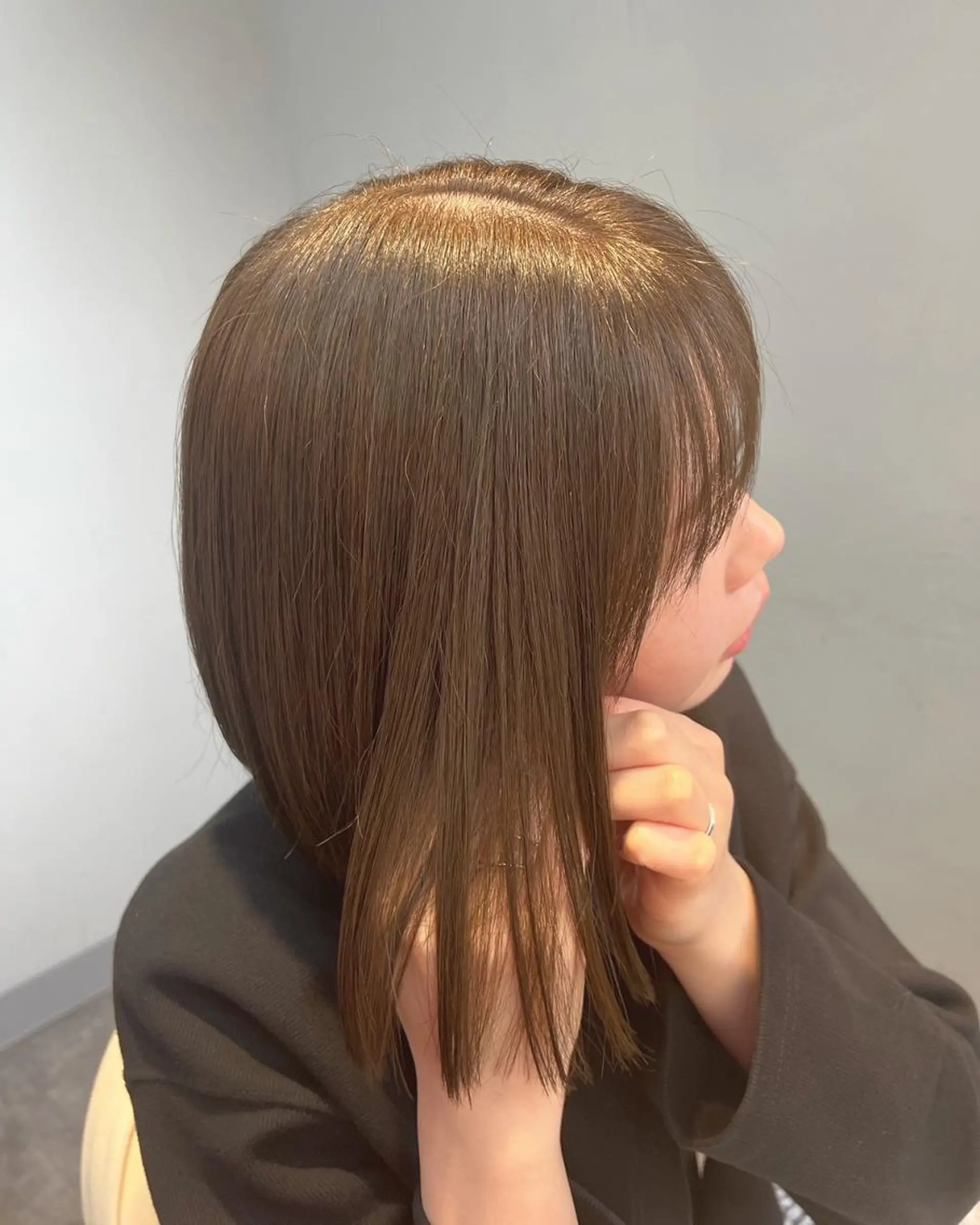 ミディアム カラー アディクシーカラー アッシュ バレイヤージュ ミストバング ベージュカラー カット ヘアカラー トリートメント N° aria 三軒茶屋のヘアスタイル