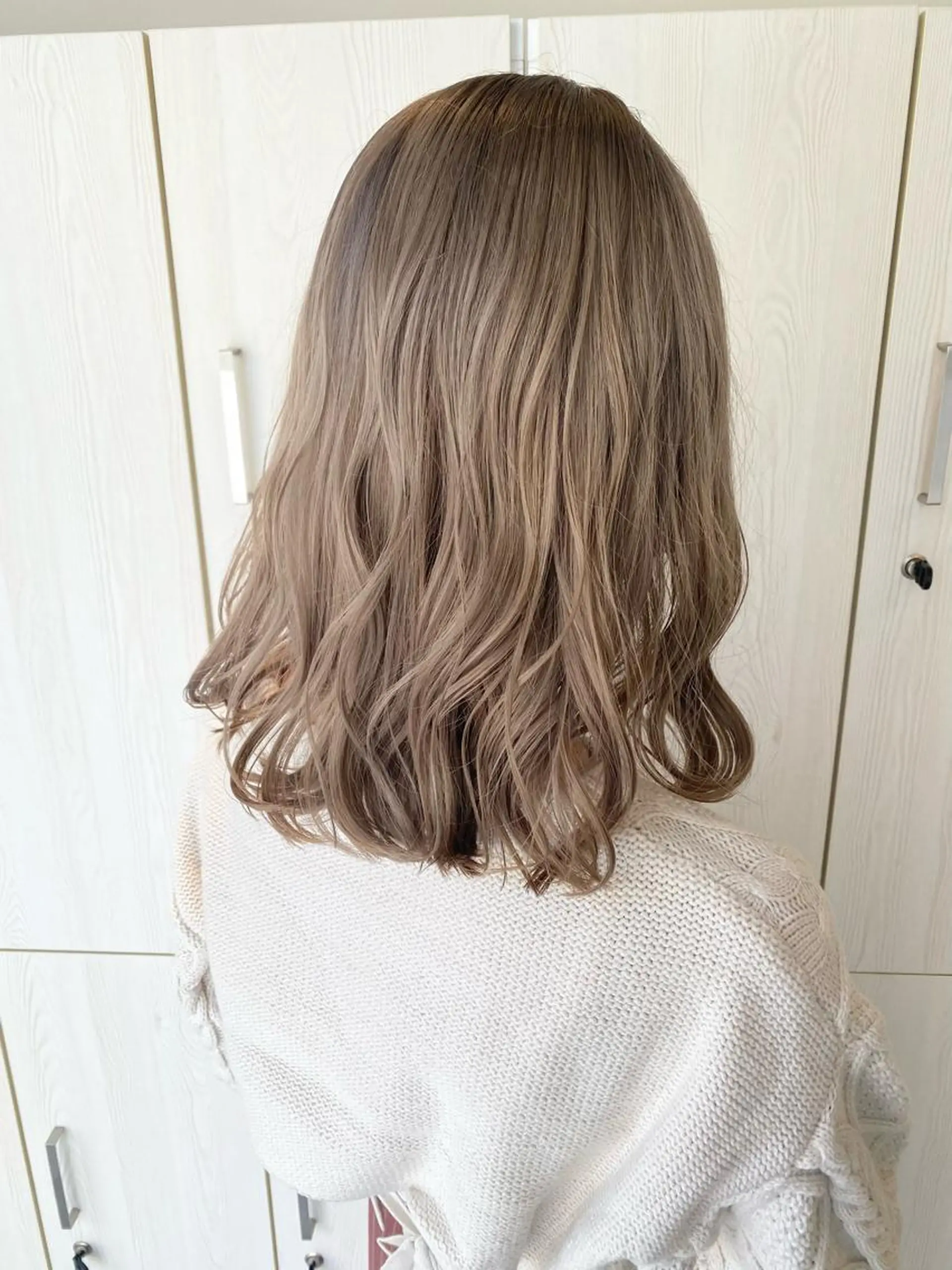 ミディアム カラー ブリーチ 🍁中川 慎之介🍁のヘアスタイル