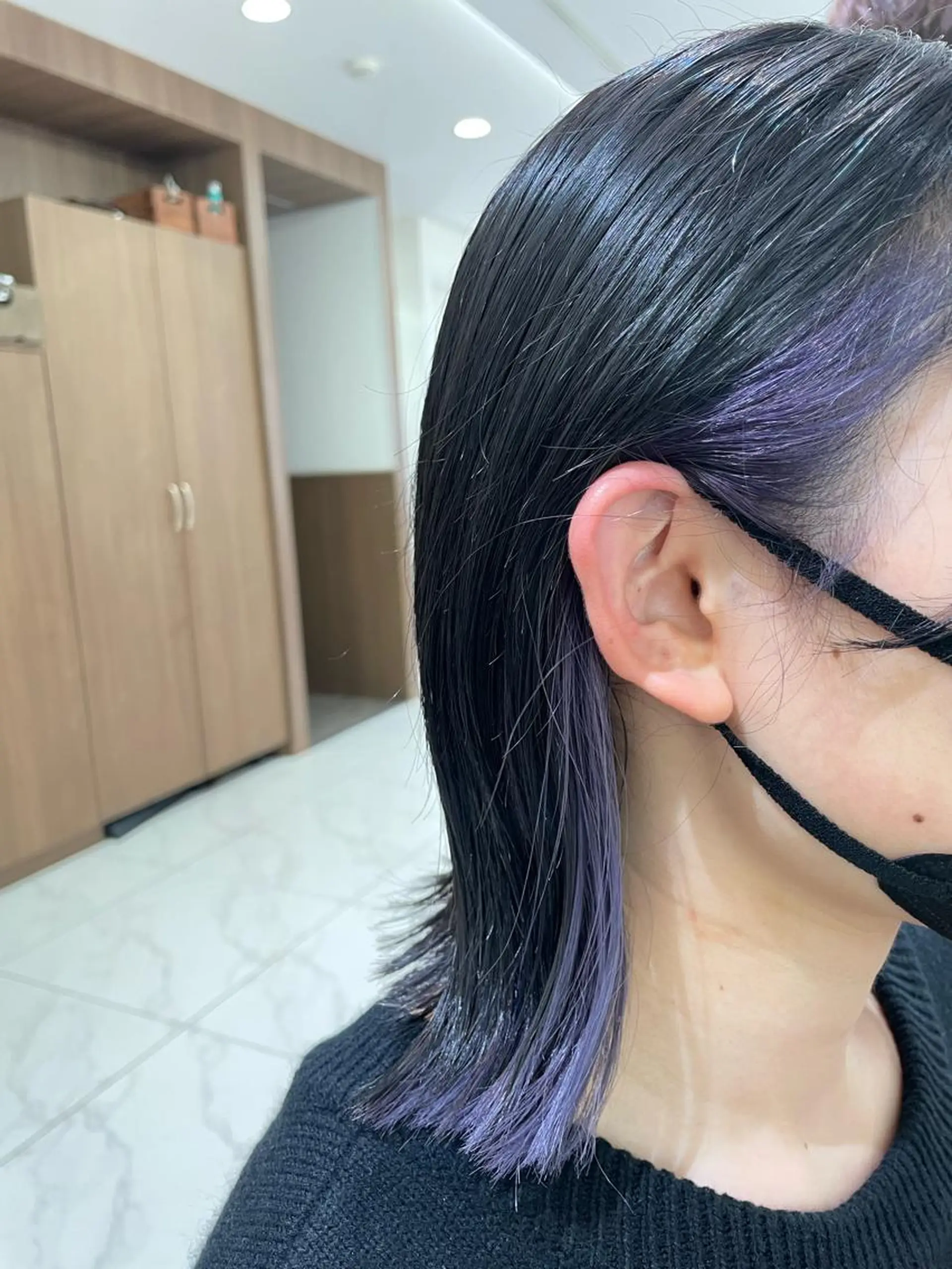 ミディアム カラー 黒髪 ブルーカラー ブルーブラック ラベンダーカラー 清藤 綾のヘアスタイル