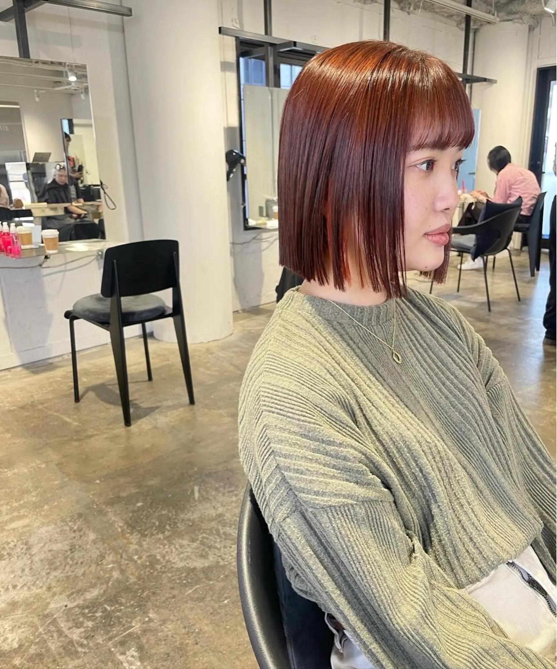 ショート カラー カット 縮毛矯正 トリートメント 大迫 江梨のヘアスタイル