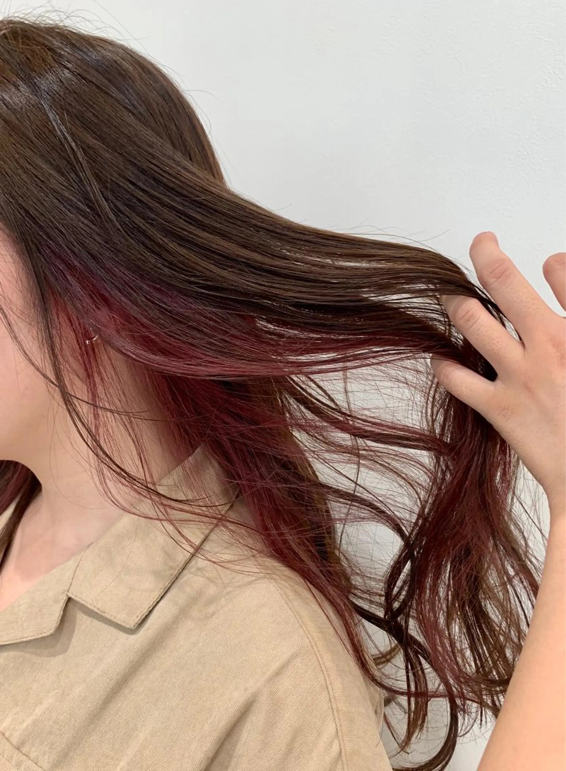 ロング ヘアカラー 🕊顔まわりカット ／インナーカラー🕊のヘアスタイル