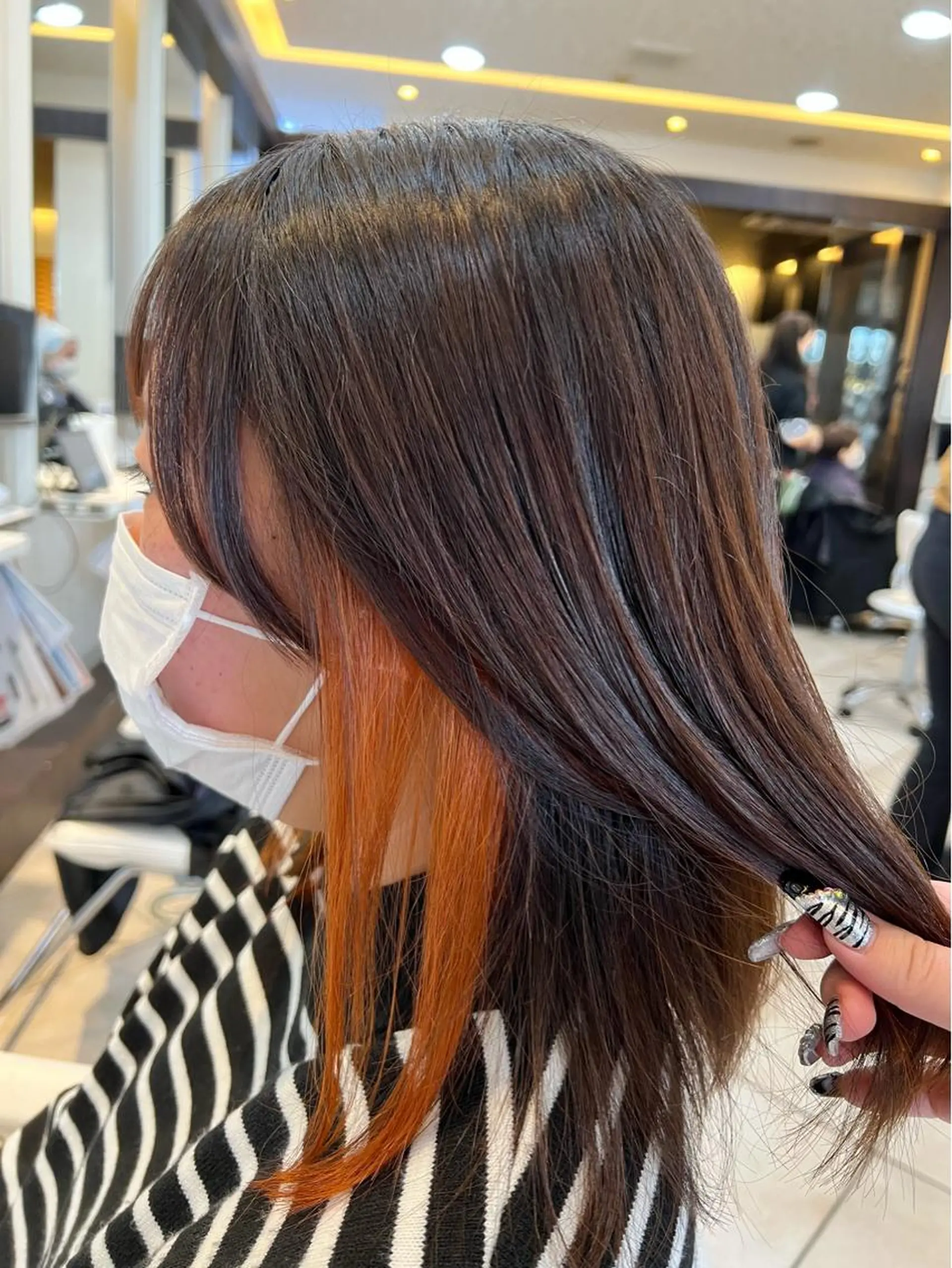 ロング カラー イヤリングカラー オレンジ 🦋インナーカラー れいな🦋のヘアスタイル