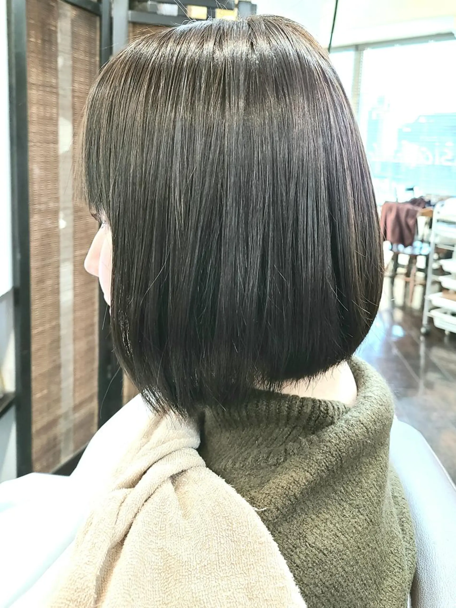 カラー ミディアム 【大宮】デザイナー Anne 諳 アンのヘアスタイル