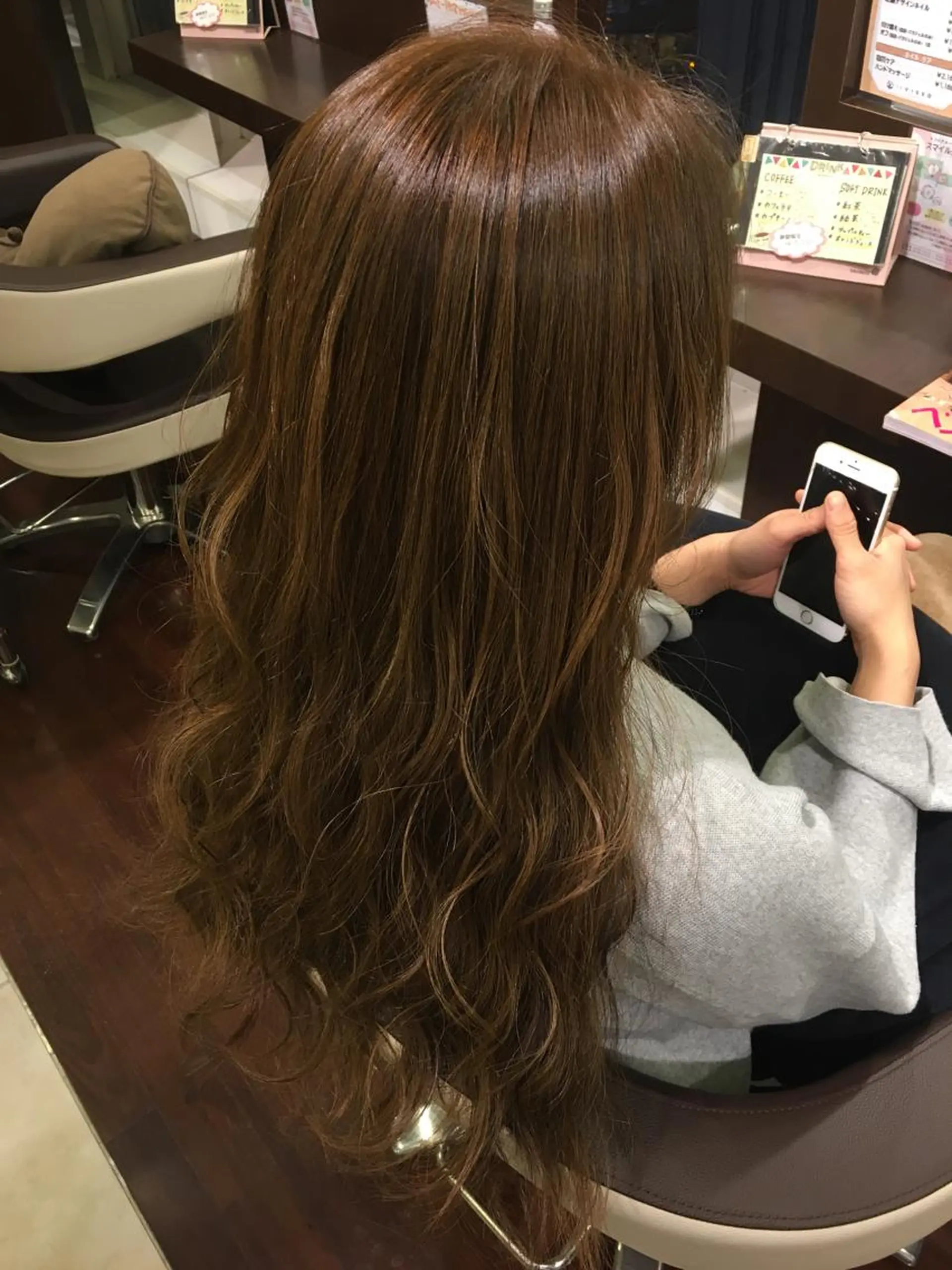 ロング カラー 伊藤 元気のヘアスタイル