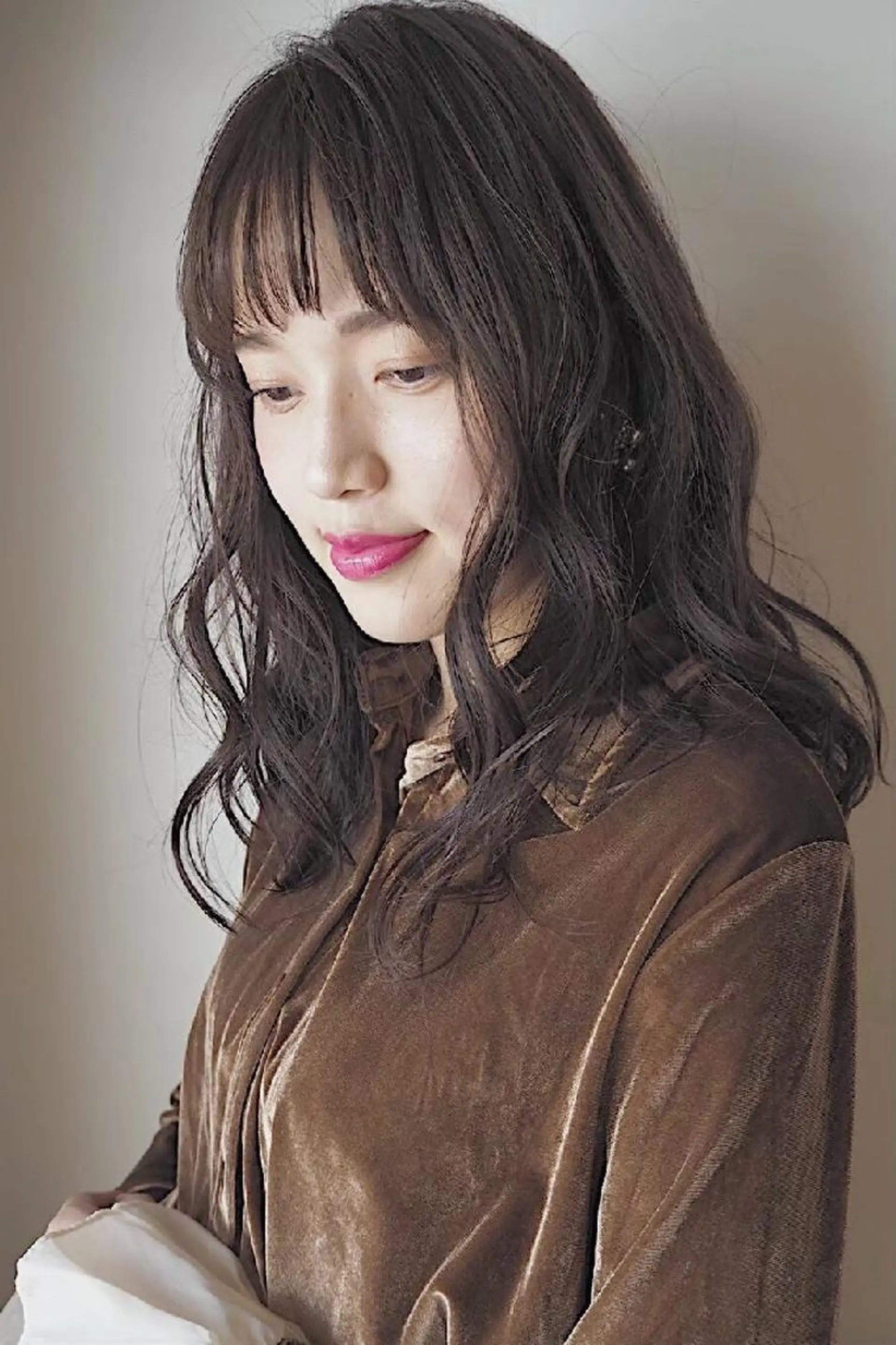 セミロング カラー カット パーマ デザイナー Anne アンのヘアスタイル