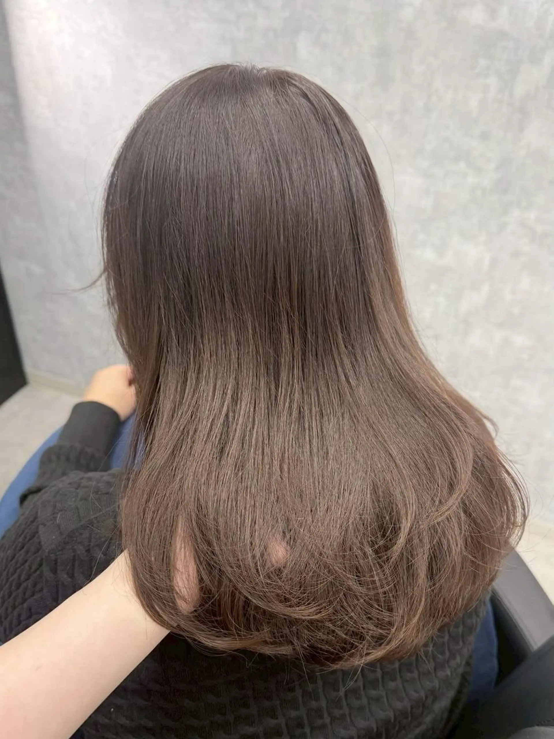 カラー カット ヘアカラー トリートメント ハイトーン×艶カラー 🤍MIZUKIのヘアスタイル