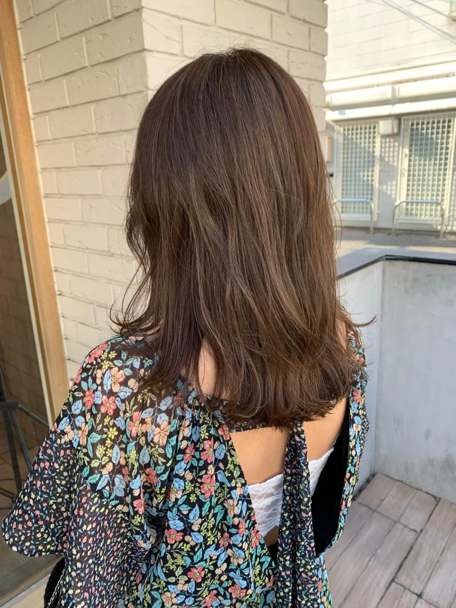 ミディアム カラー ヘアアレンジ 透明感カラー ハイライトカラー ハイライト 🎗秋山勇 /三宮指名No.1のヘアスタイル