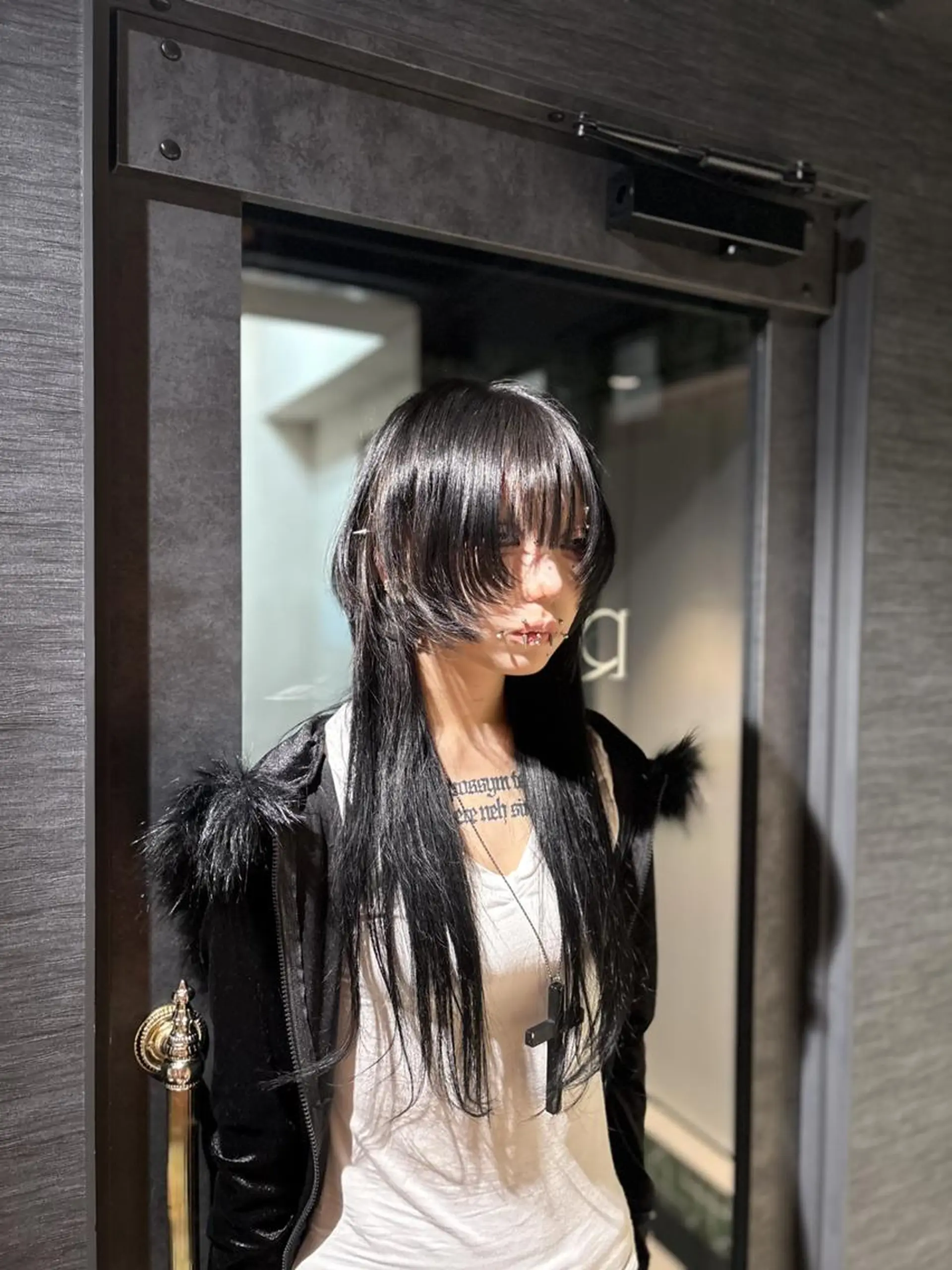 ロング アッシュ 髪質改善 エクステ Remmy 新宿/プルエクステのヘアスタイル