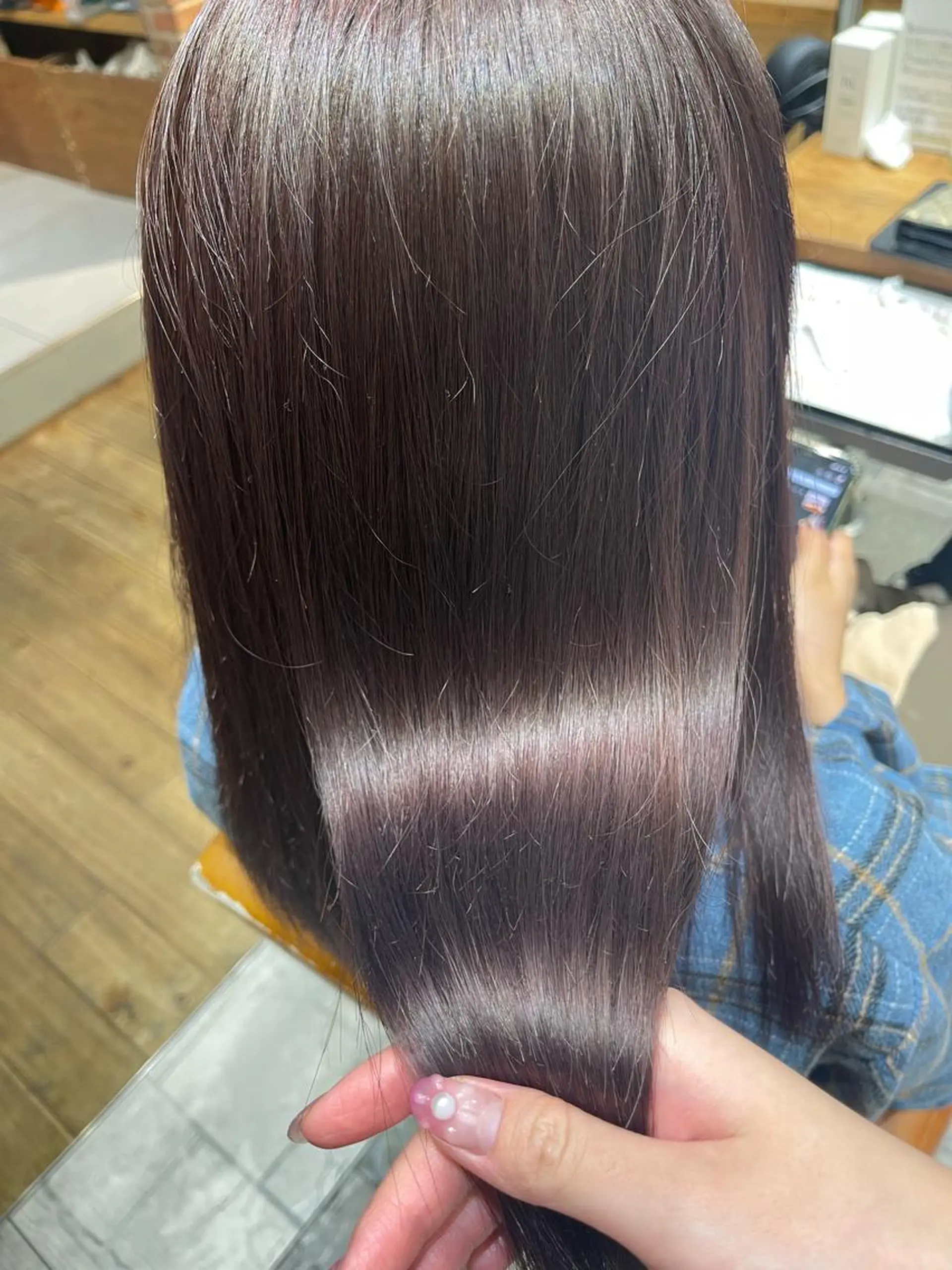 ミディアム カラー SAYAKA🩶 レイヤー韓国ヘア新宿のヘアスタイル