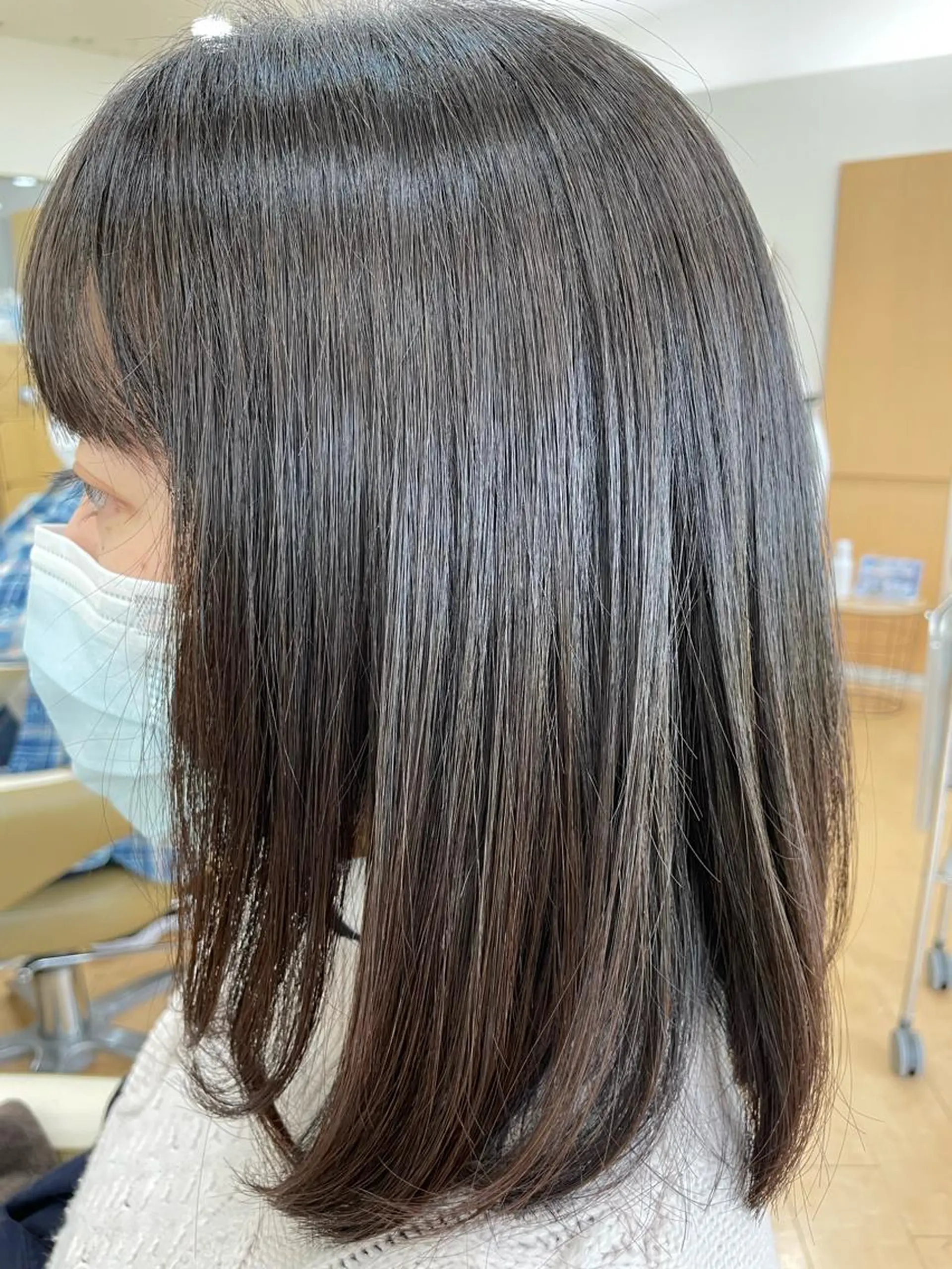 ミディアム カット 福原 亜祐美のヘアスタイル