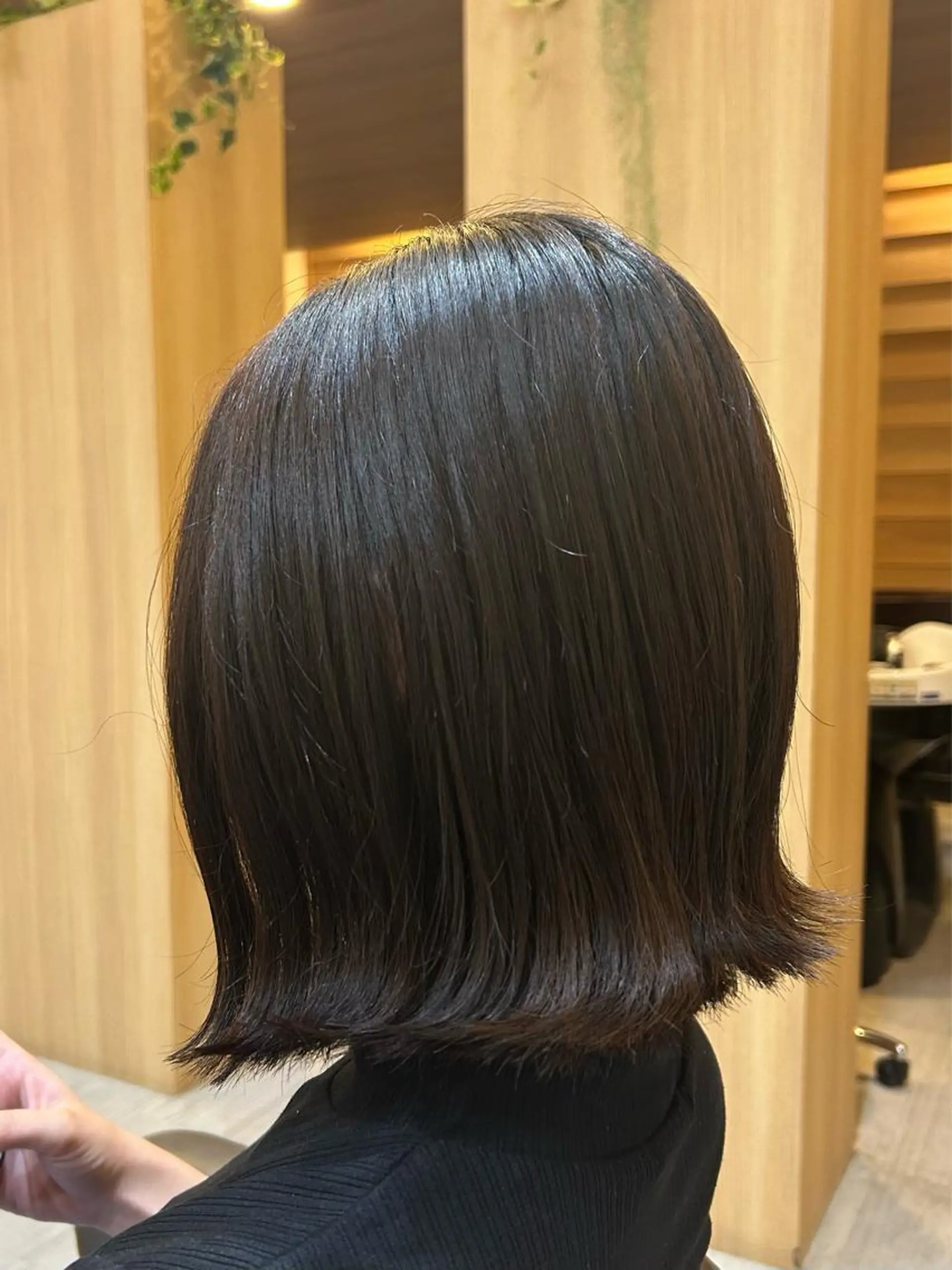 ミディアム くせ毛 カット taba hair dori所属・若松 冴果のヘアスタイル