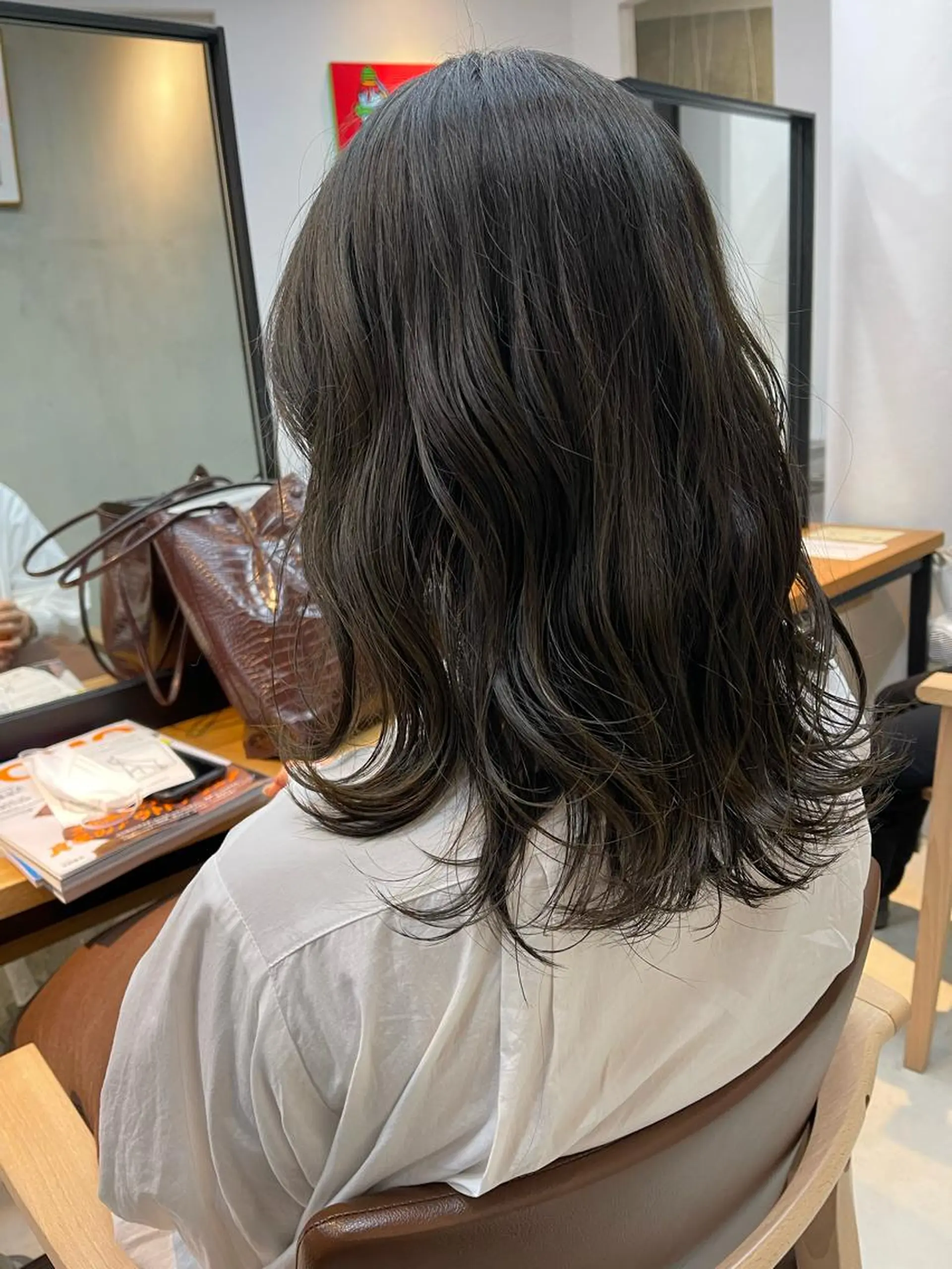 ロング カラー ブルーカラー ブルーグレー ブルーグレージュ 透明感カラー グレージュ 似合わせショート×透 明感/やじまたかしのヘアスタイル