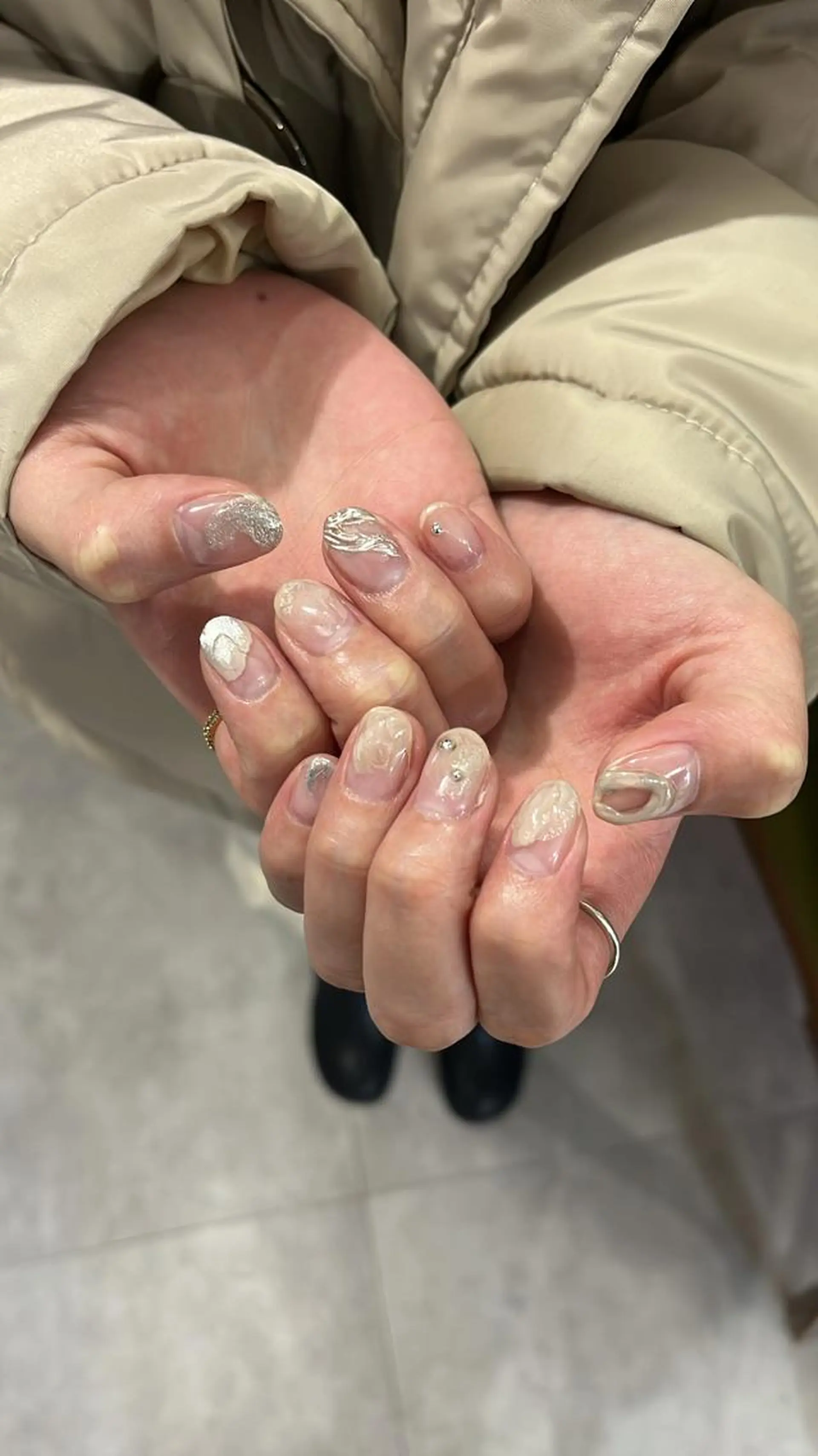 ネイル 🪐富島彩夏 /海外nail🪐のネイルデザイン