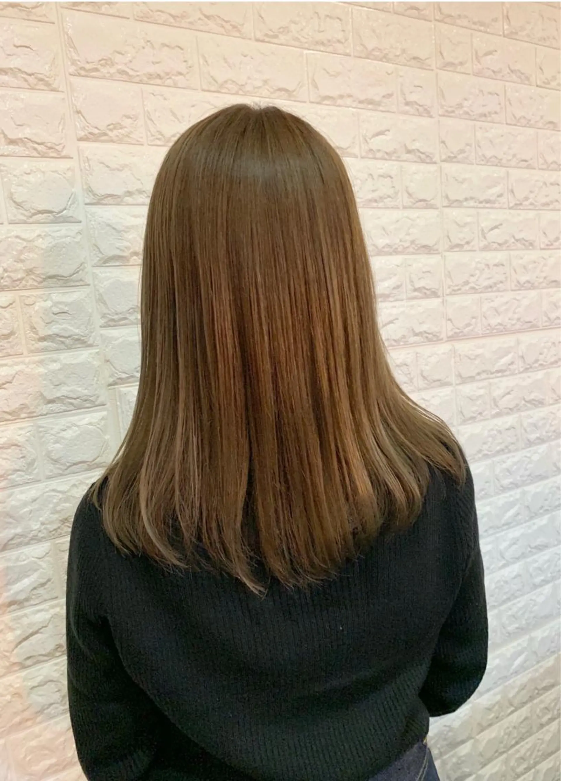 セミロング 縮毛矯正 カット 縮毛矯正 トモタニ ミオのヘアスタイル