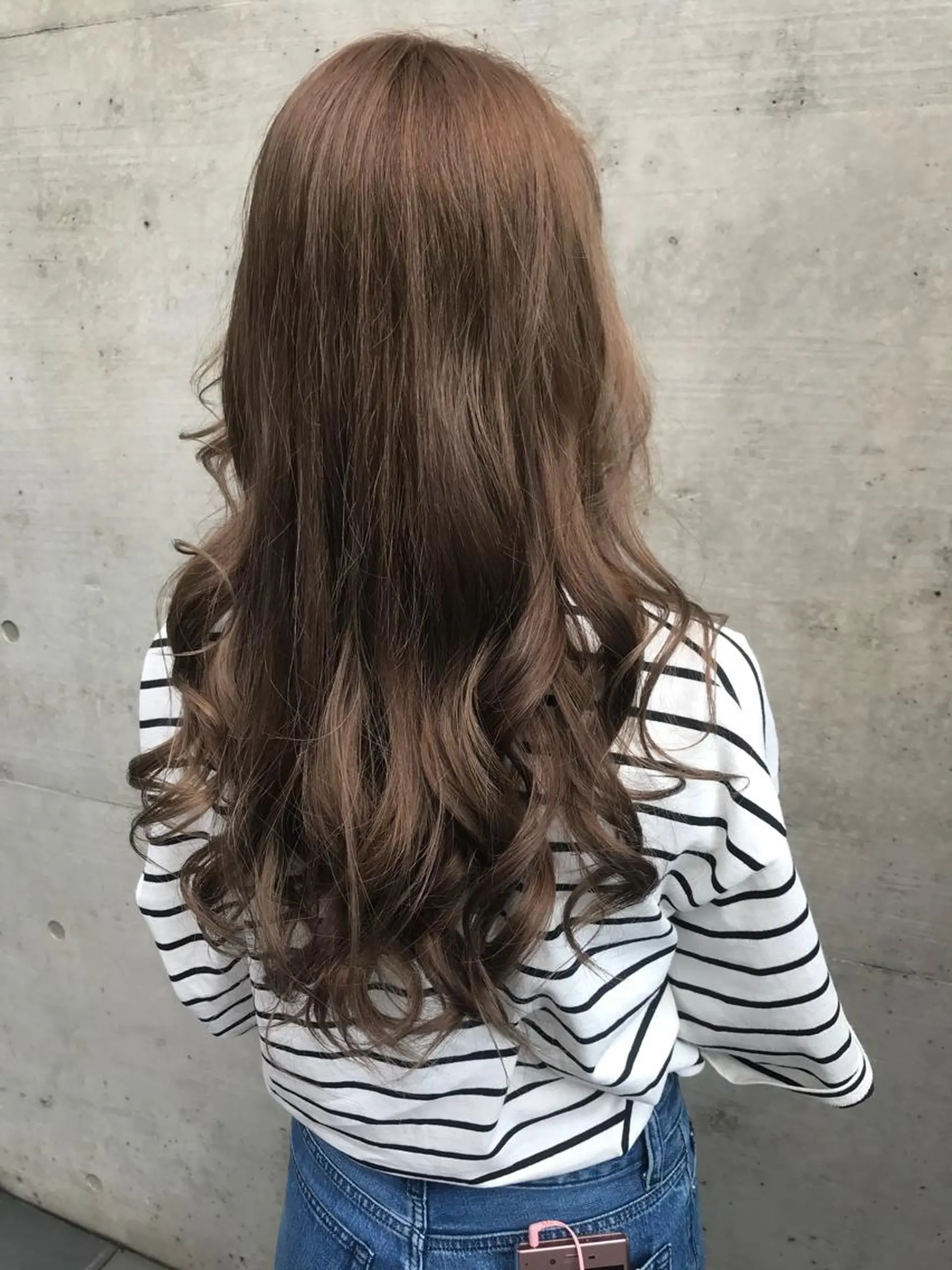 ロング カラー アッシュ ベージュカラー レイヤーカット ローレイヤー ていねい技術No.1 🌈諏訪 健太のヘアスタイル
