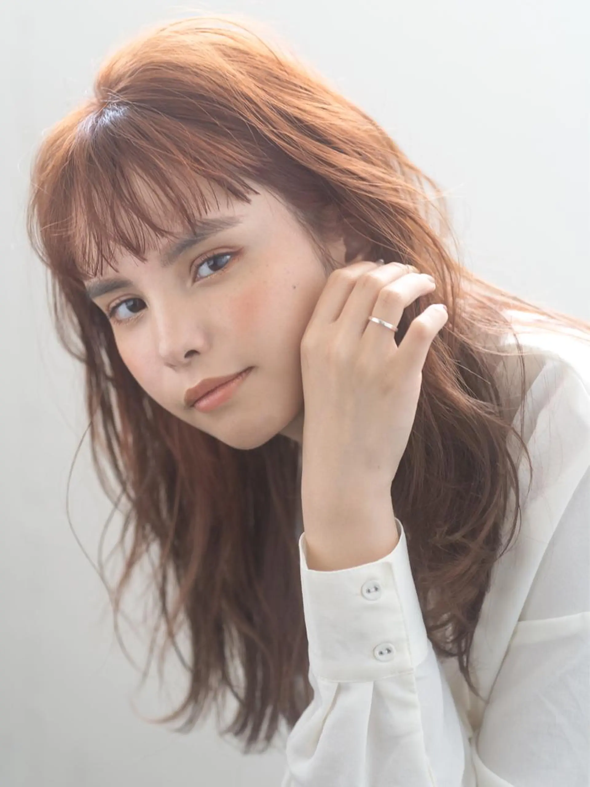 ミディアム カラー 🎀ハイトーン/レイ ヤー/Reina🎀のヘアスタイル