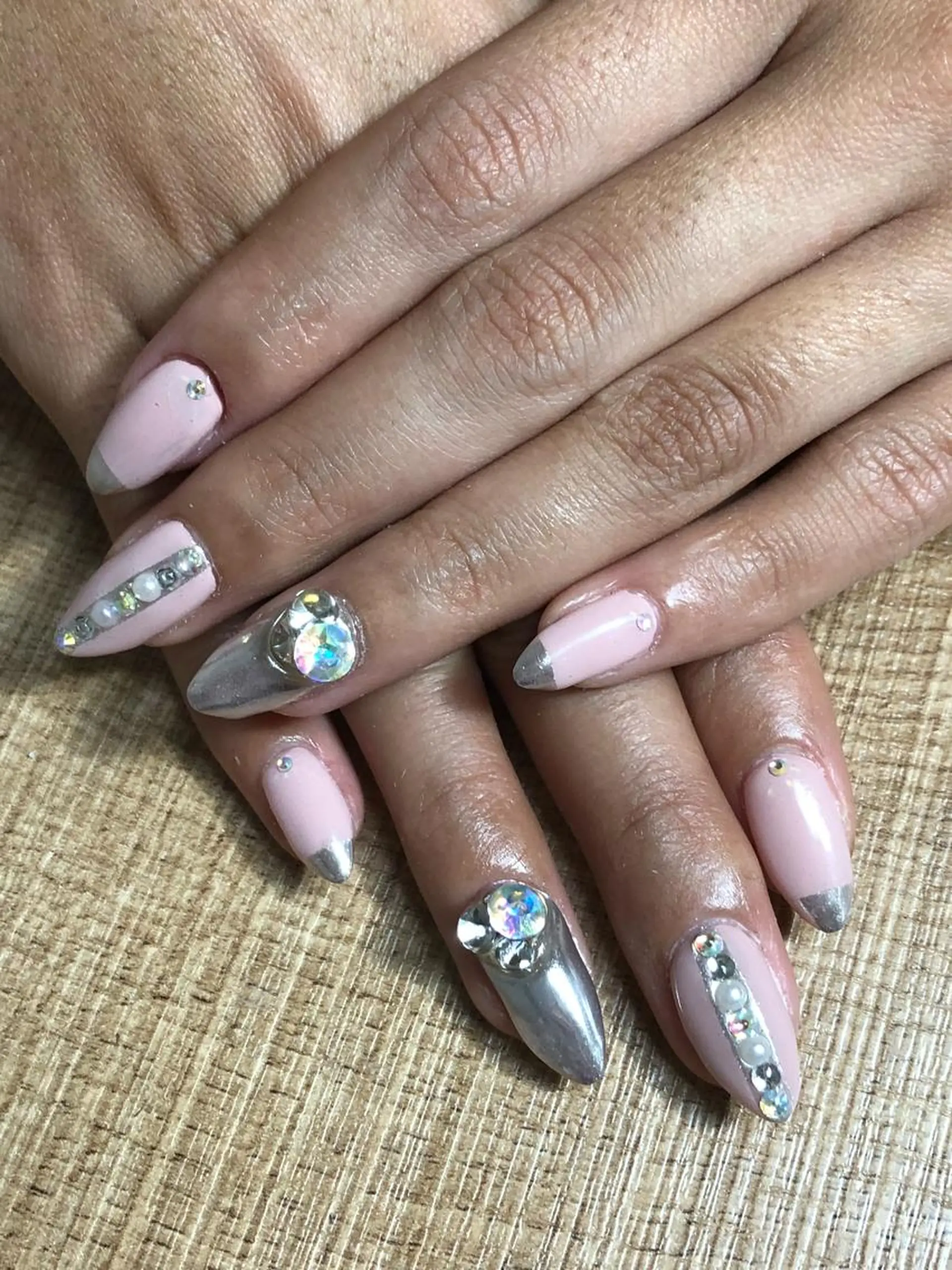 ネイル 安藤 Charlotteのネイルデザイン