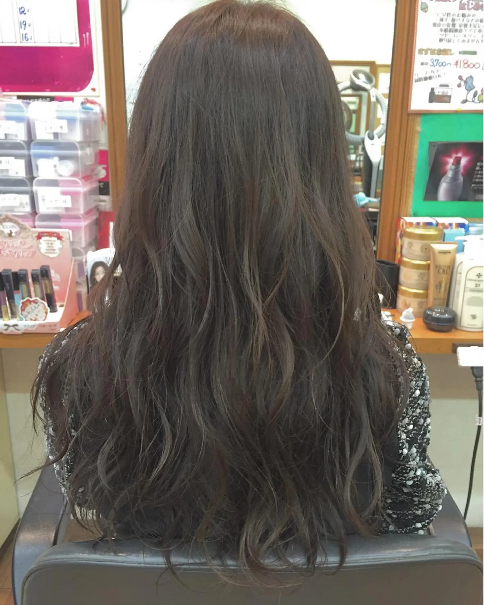 セミロング ロング カラー アッシュ ベージュカラー YAP！HAIR所属・YAP！HAIR トコツメアヤノのヘアスタイル