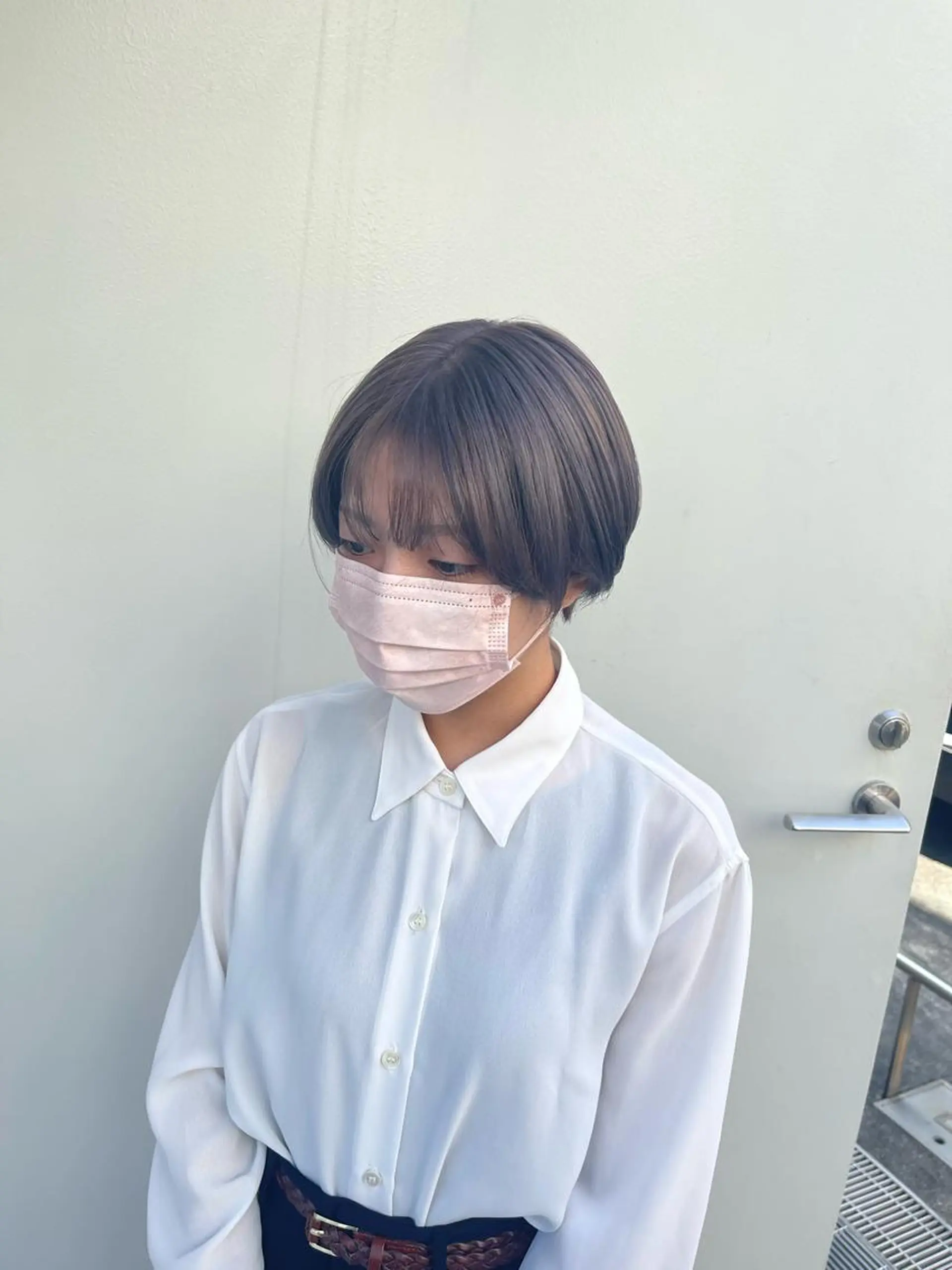 セミロング カラー ブリーチ グレージュ パープルカラー パープルグレージュ ボブ/レイヤー /河内温太のヘアスタイル