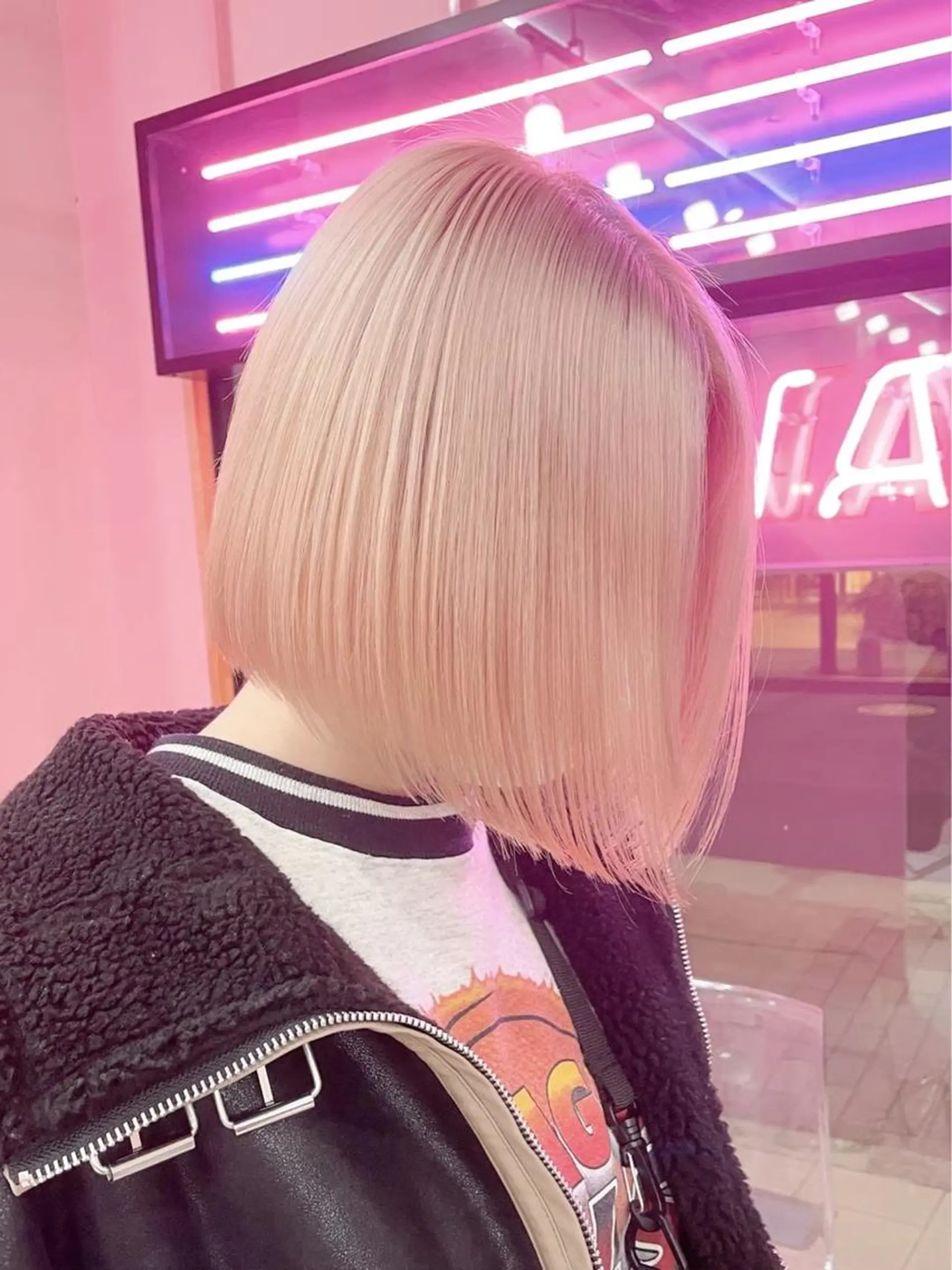 ミディアム カラー ヘアアレンジ ヘアカラー トリートメント ヘアセット 🌷FUKA🌷 まろやかハイトーンのヘアスタイル