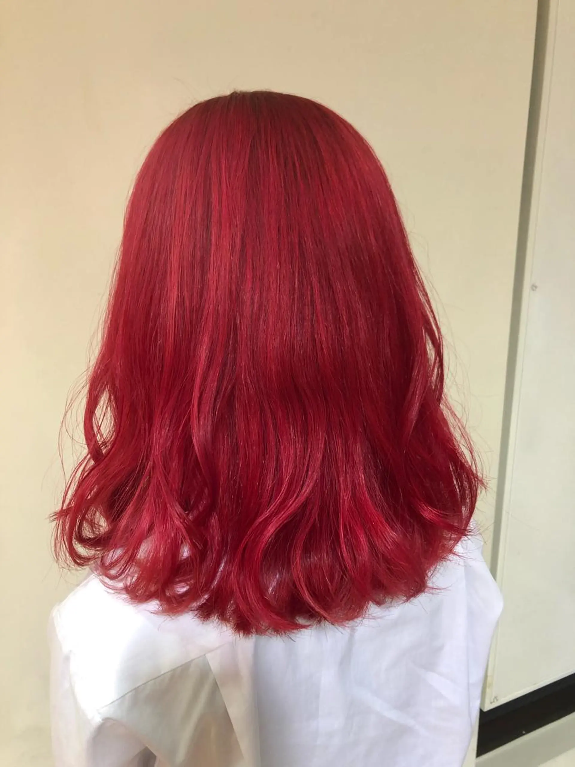 ミディアム カラー ブリーチ ハイトーンカラー レッドカラー ヘアカラー 🌼RIKA KAWAUCHI🌼のヘアスタイル