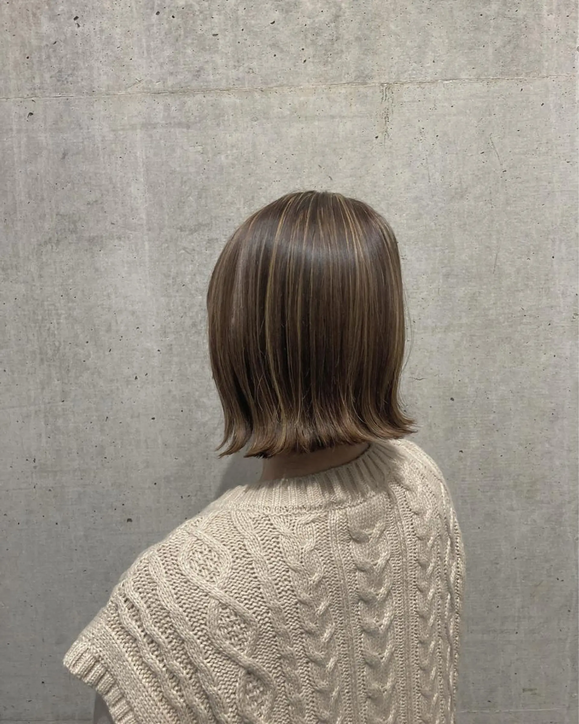 ミディアム カット ヘアカラー トリートメント は まべのヘアスタイル