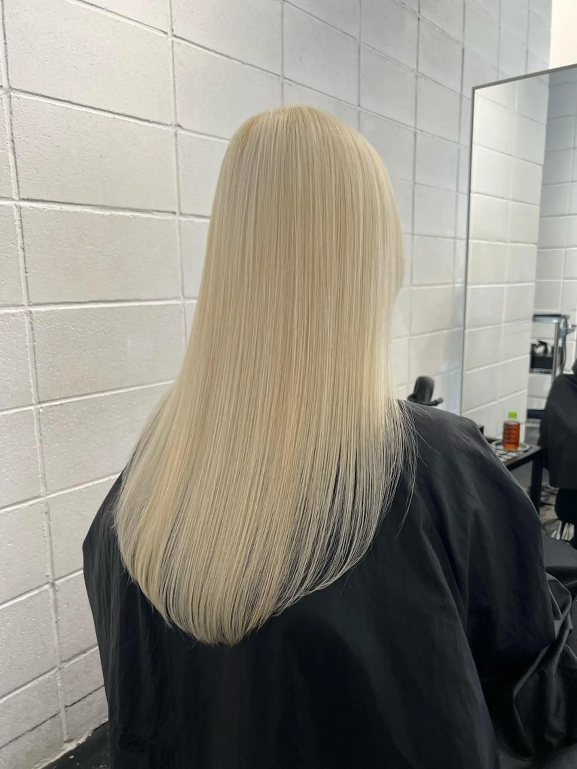 ロング カラー アッシュ アッシュブラウン アッシュグレー ミストバング ベージュカラー ヘアカラー トリートメント RYUEI メンズカット/パーマのヘアスタイル