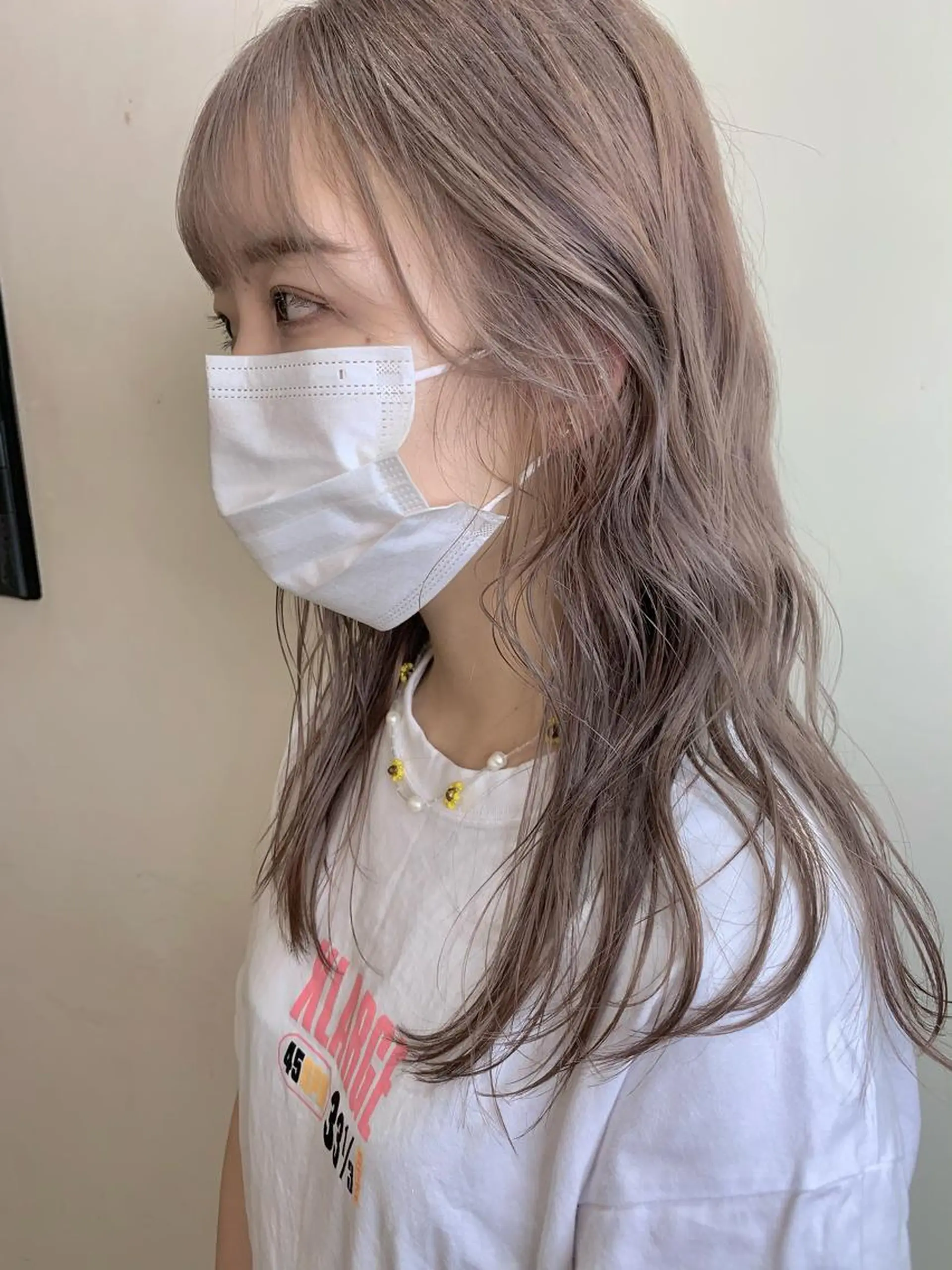 ロング カラー ベージュカラー ハイトーンカラー ラベンダーカラー ラベンダーベージュ 桃果 momokaのヘアスタイル