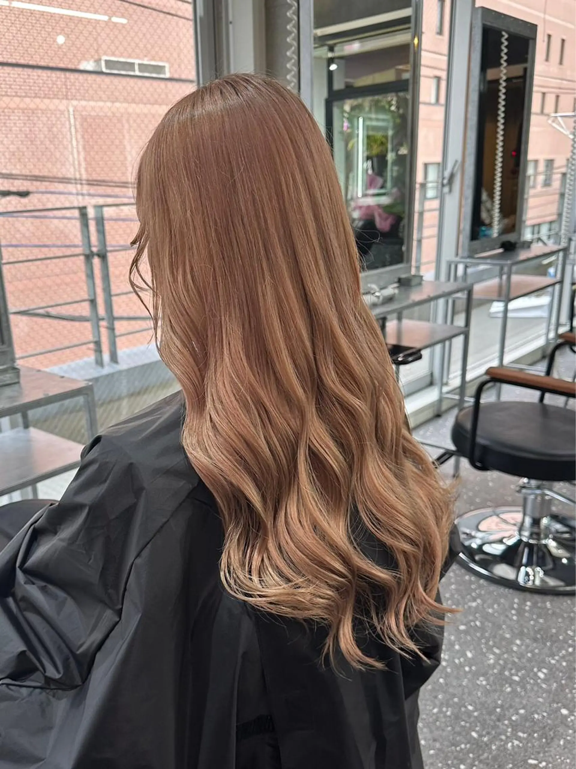 ロング カラー バレイヤージュ ブリーチ ケアブリーチ 透明感カラー ダブルカラー ヘアカラー 【公式】髪質改善 Oto.吉祥寺のヘアスタイル