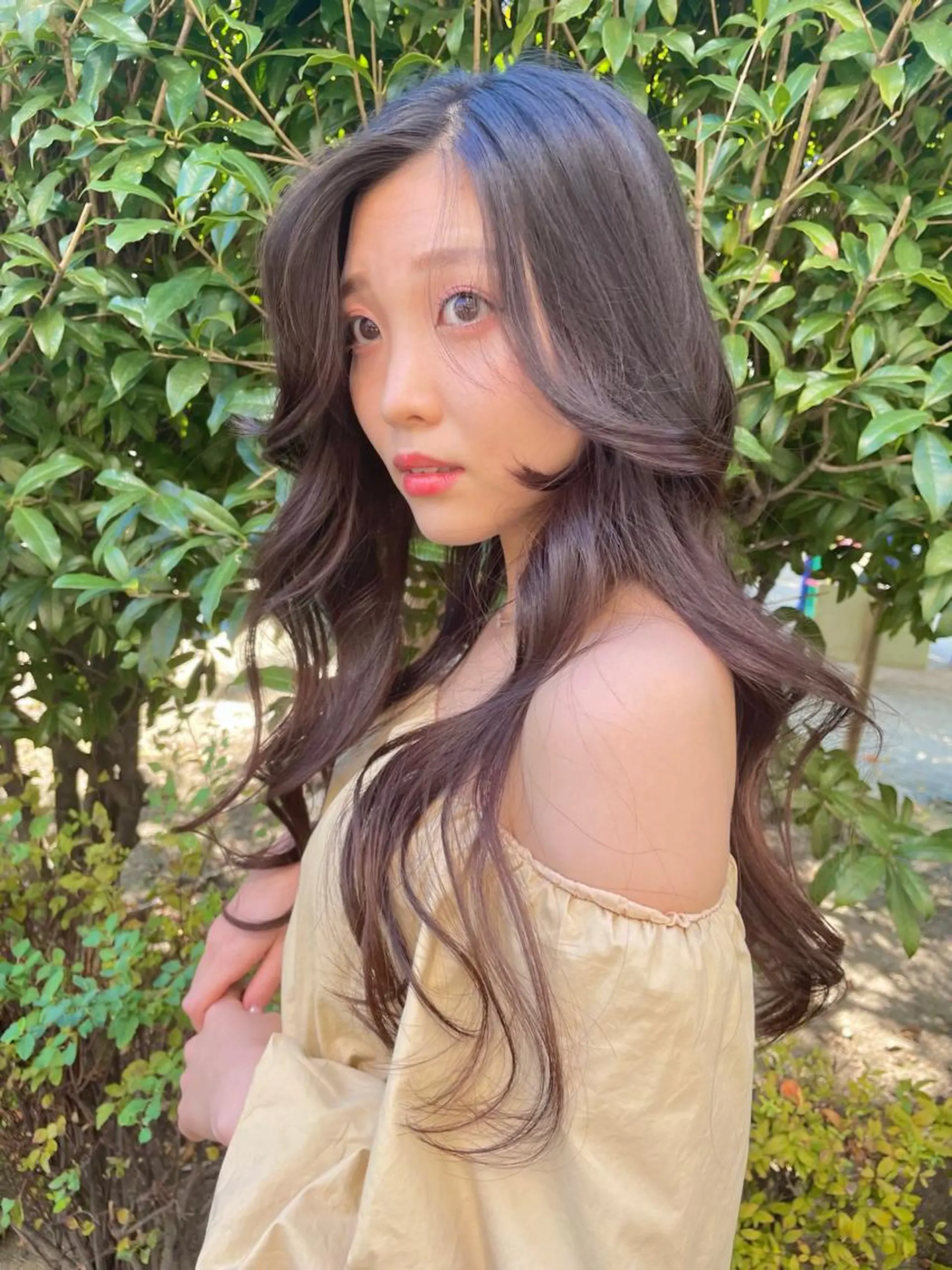 ロング 顔まわりレイヤー 姫カット 韓国風ヘア レイヤーカット ロング カット ヘアカラー トリートメント nuu 栄所属・🧸SAKI🎀 韓国レイヤーのヘアスタイル