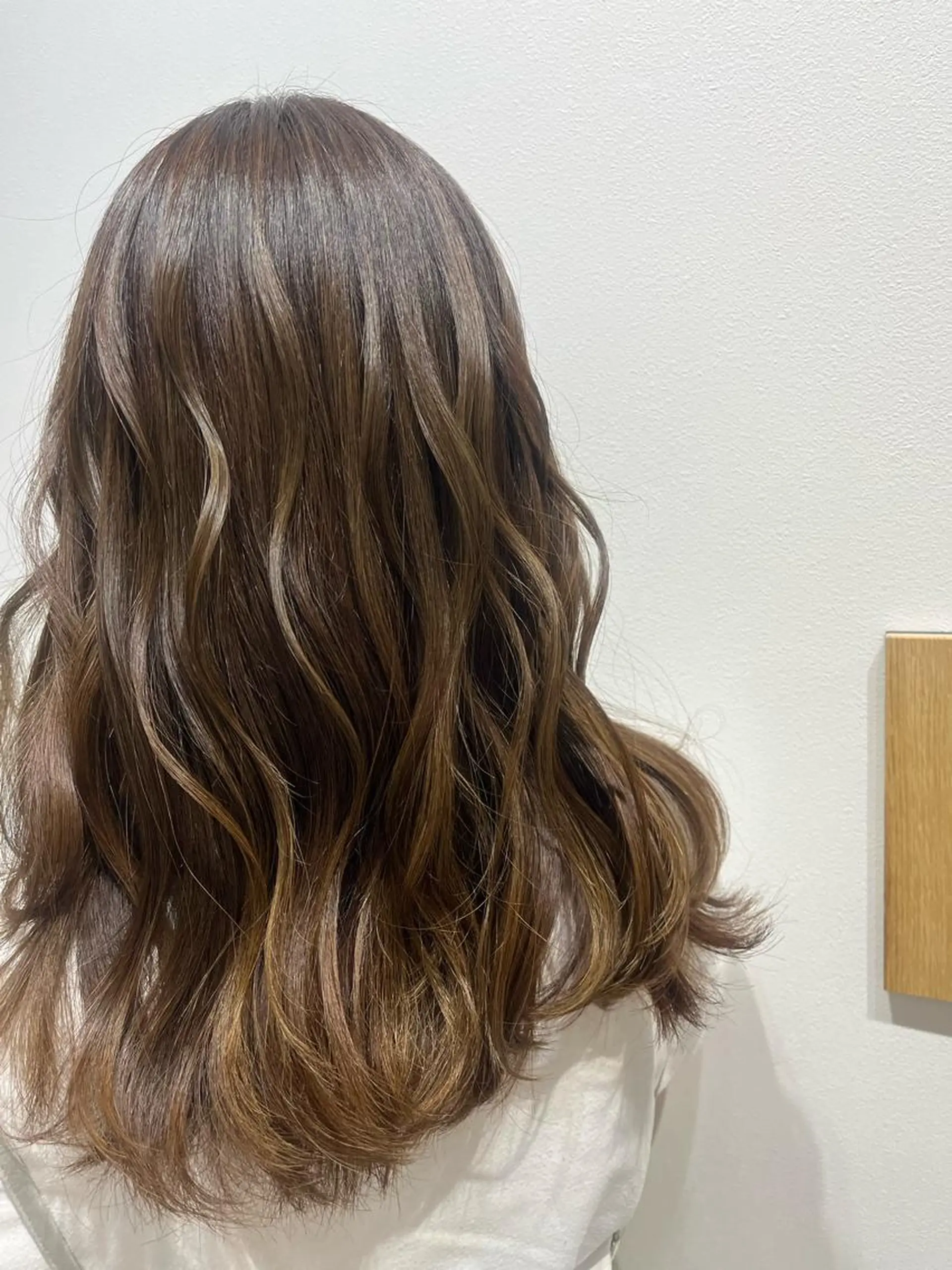 セミロング アッシュ カット ヘアカラー トリートメント 🫧ぷる艶カラー🫧 Yuubi🦩のヘアスタイル