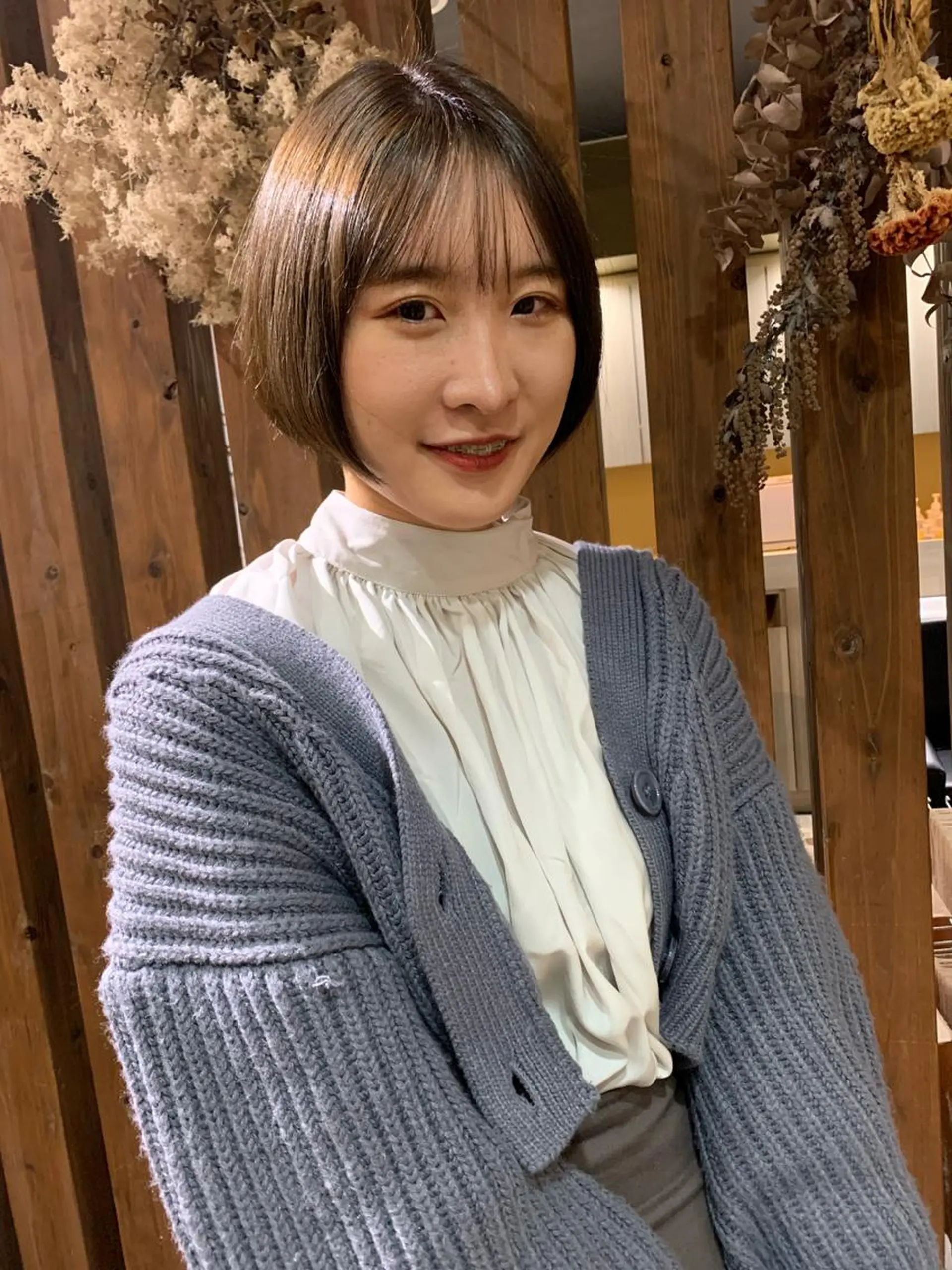 ミディアム ボブ OLTI所属・中村 勇星のヘアスタイル