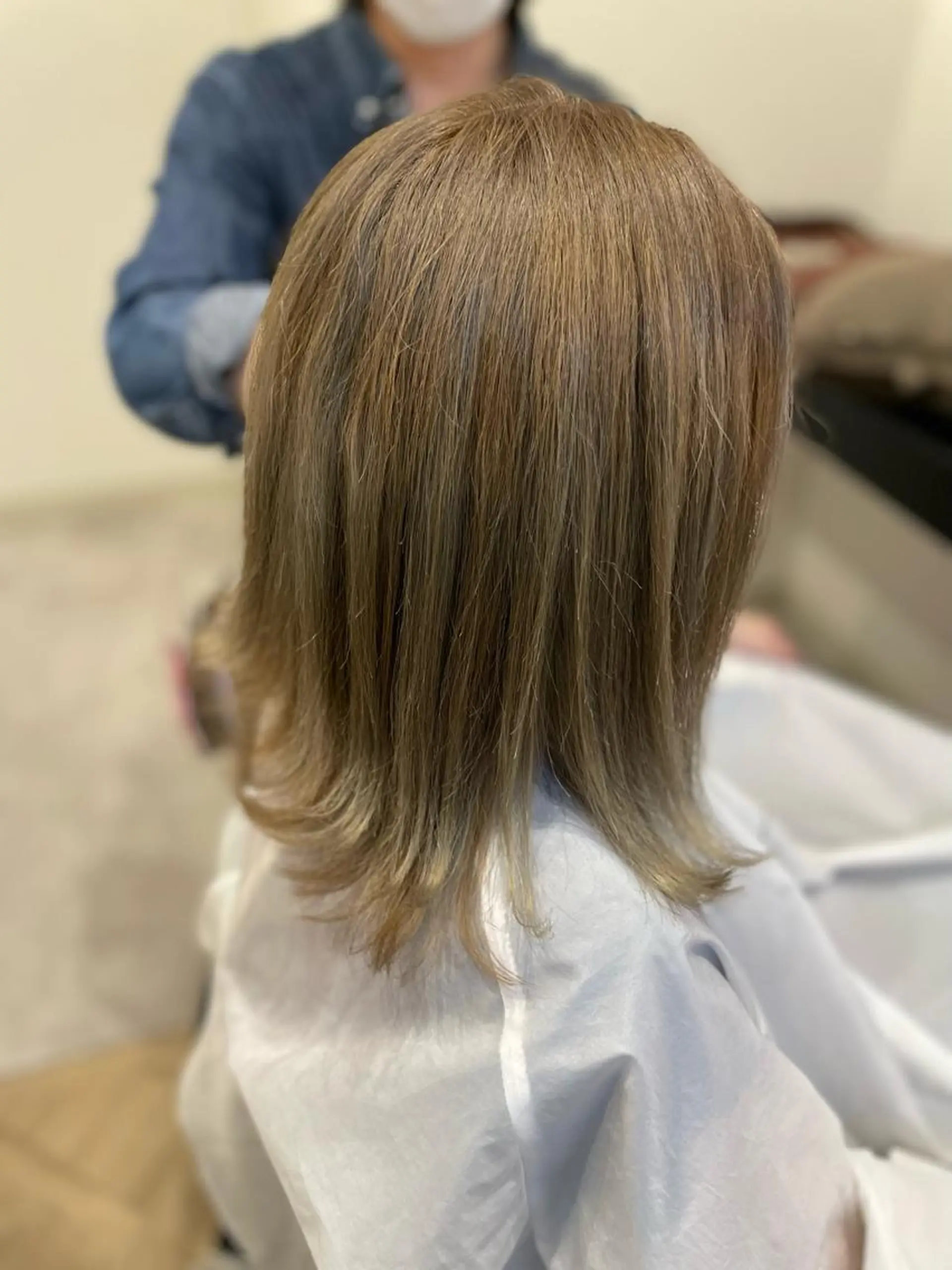 セミロング カラー riddle hair(駒生)所属・山越 美裕樹のヘアスタイル