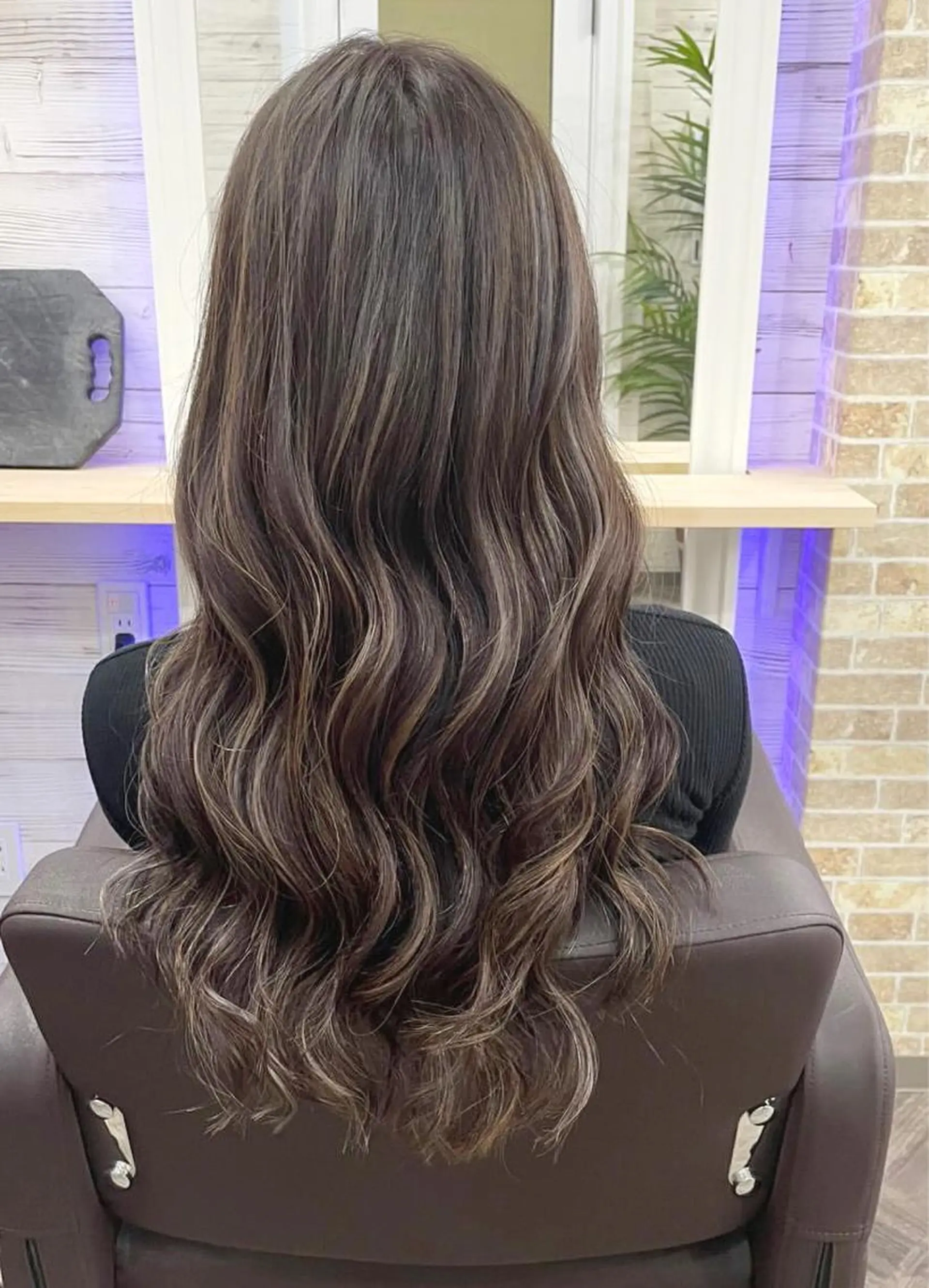 ミディアム カラー ヘアアレンジ ハイライトカラー ハイライト ヘアカラー トリートメント 枝毛カット＆髪質改善 満足NO.1岡しゃんのヘアスタイル