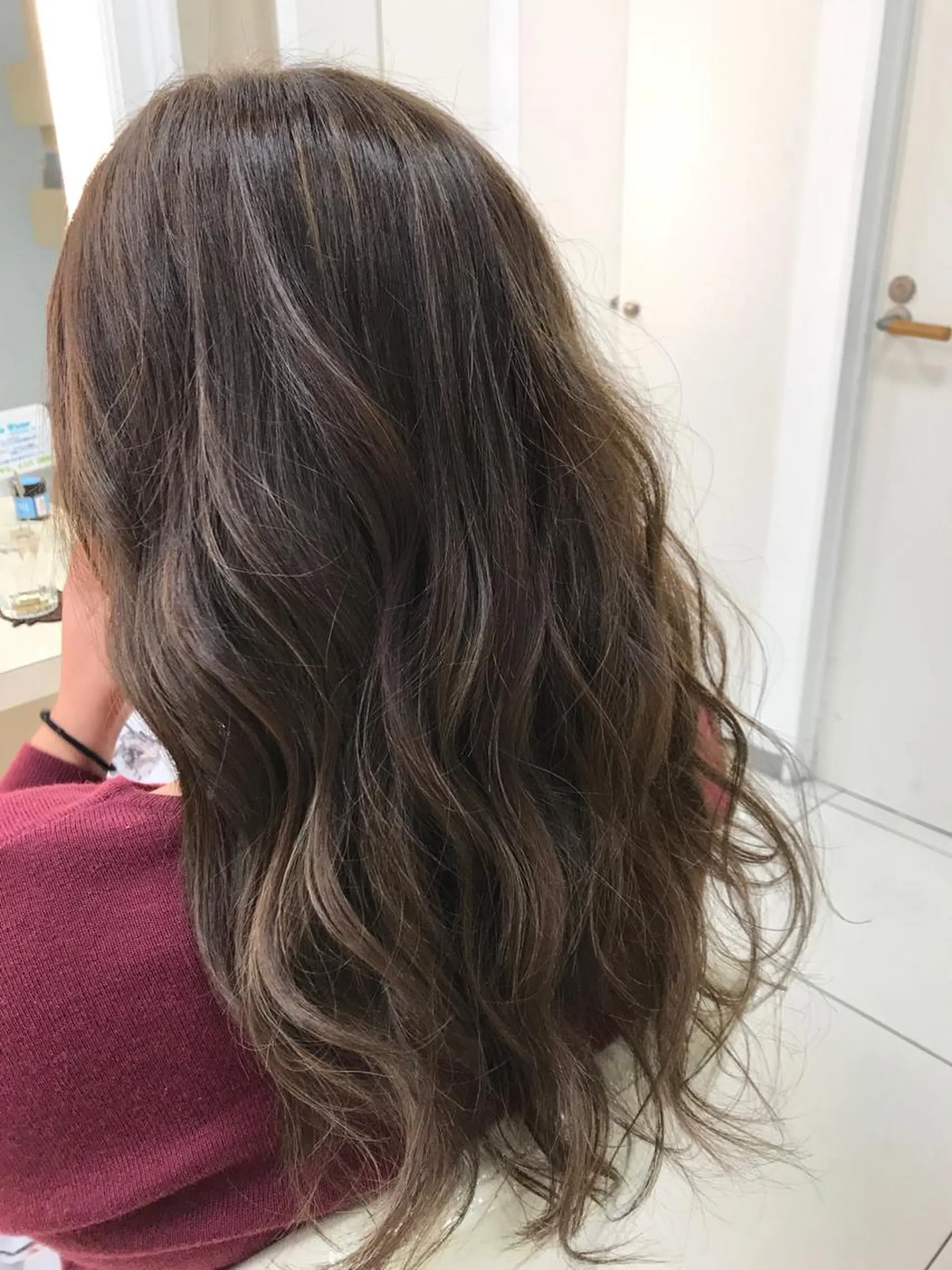 ロング カラー 大澤 碧のヘアスタイル